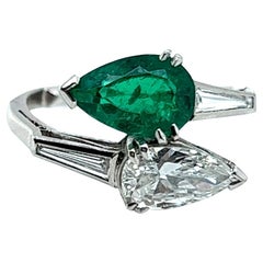 Vintage Enchanted 1.25 Carat Emerald and Diamond Toi et Moi Ring in Platinum