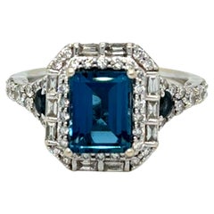 Enchanted Disney London Blautopas und Diamant Verlobungsring 14K Weißgold