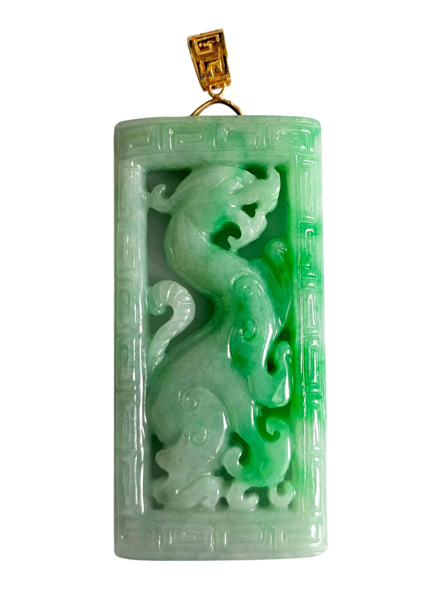Enchanted Dragon Imperial Burmese A-Jade Jadeite Pendant with 18K Yellow Gold In New Condition For Sale In Kowloon, HK