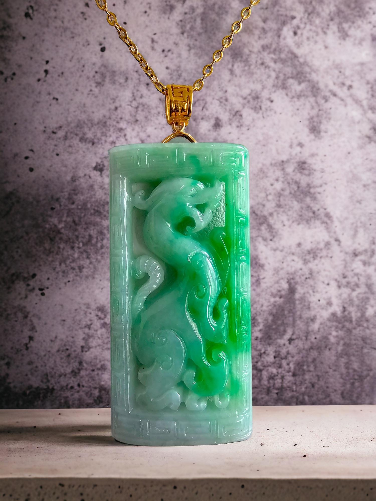 Enchanted Dragon Imperial Burmese A-Jade Jadeite Pendant with 18K Yellow Gold For Sale 4
