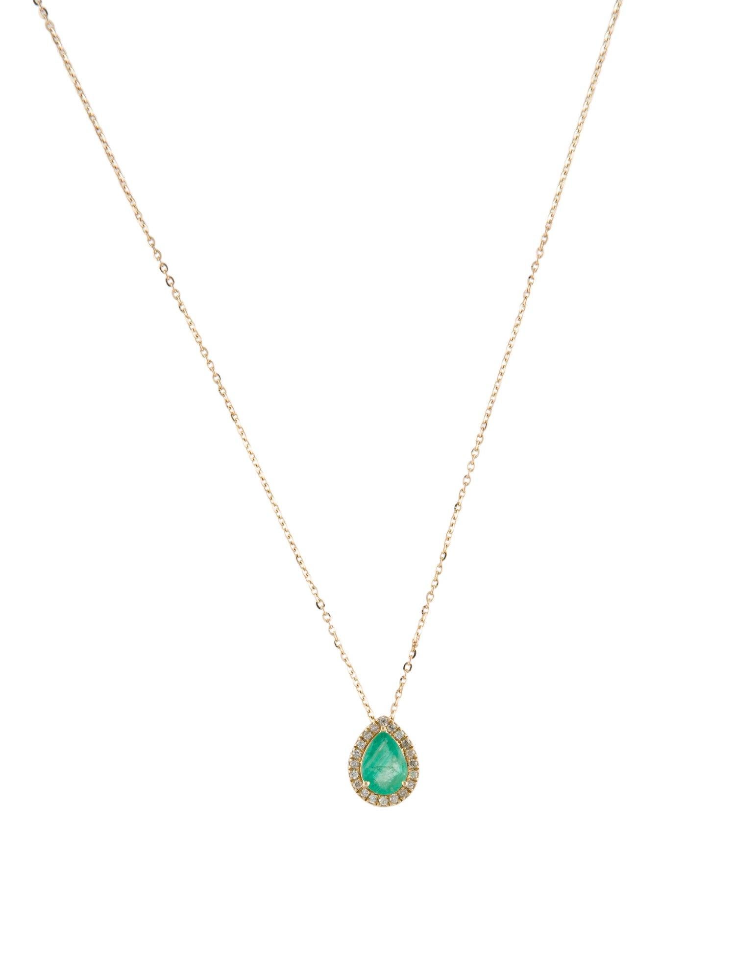 14K Emerald & Diamond Pendant Necklace - Exquisite Jewelry for Timeless Elegance In New Condition For Sale In Holtsville, NY