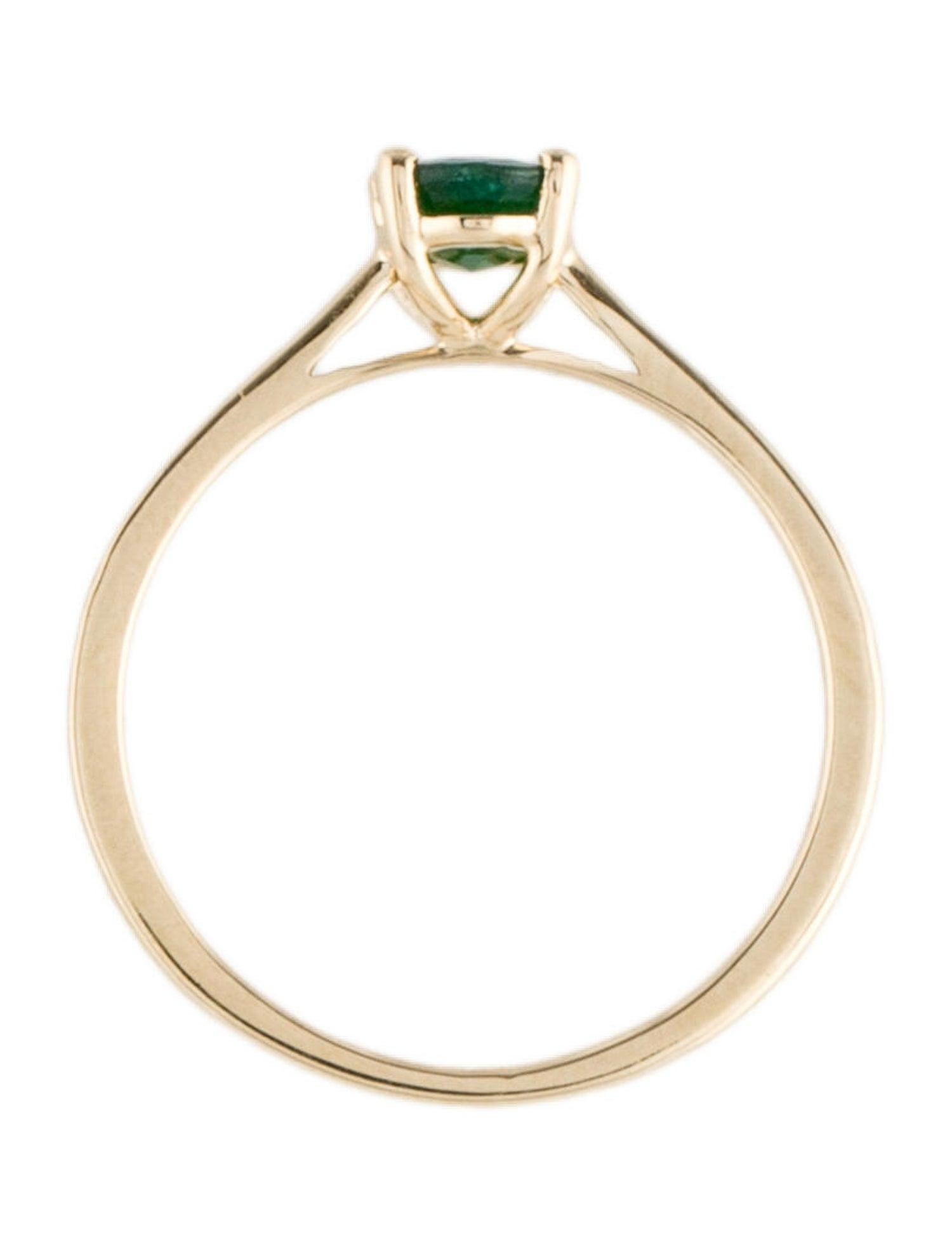 14K Emerald Cocktail Ring - Size 7 - Timeless Elegance & Luxury Statement Piece In New Condition For Sale In Holtsville, NY