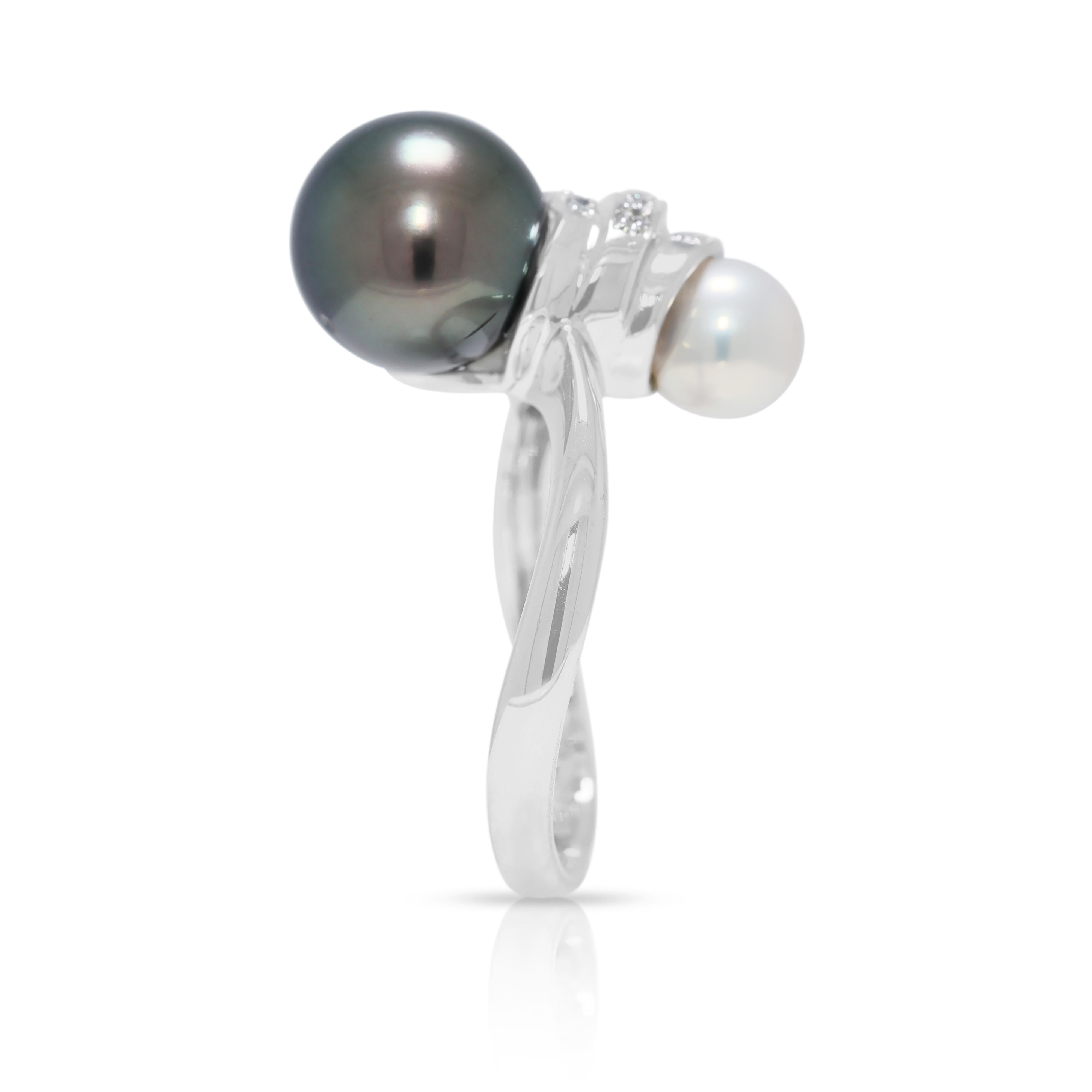 Enchanting 0.08ct Natural Diamond & Dual Pearl Ring in 18K White Gold For Sale 1
