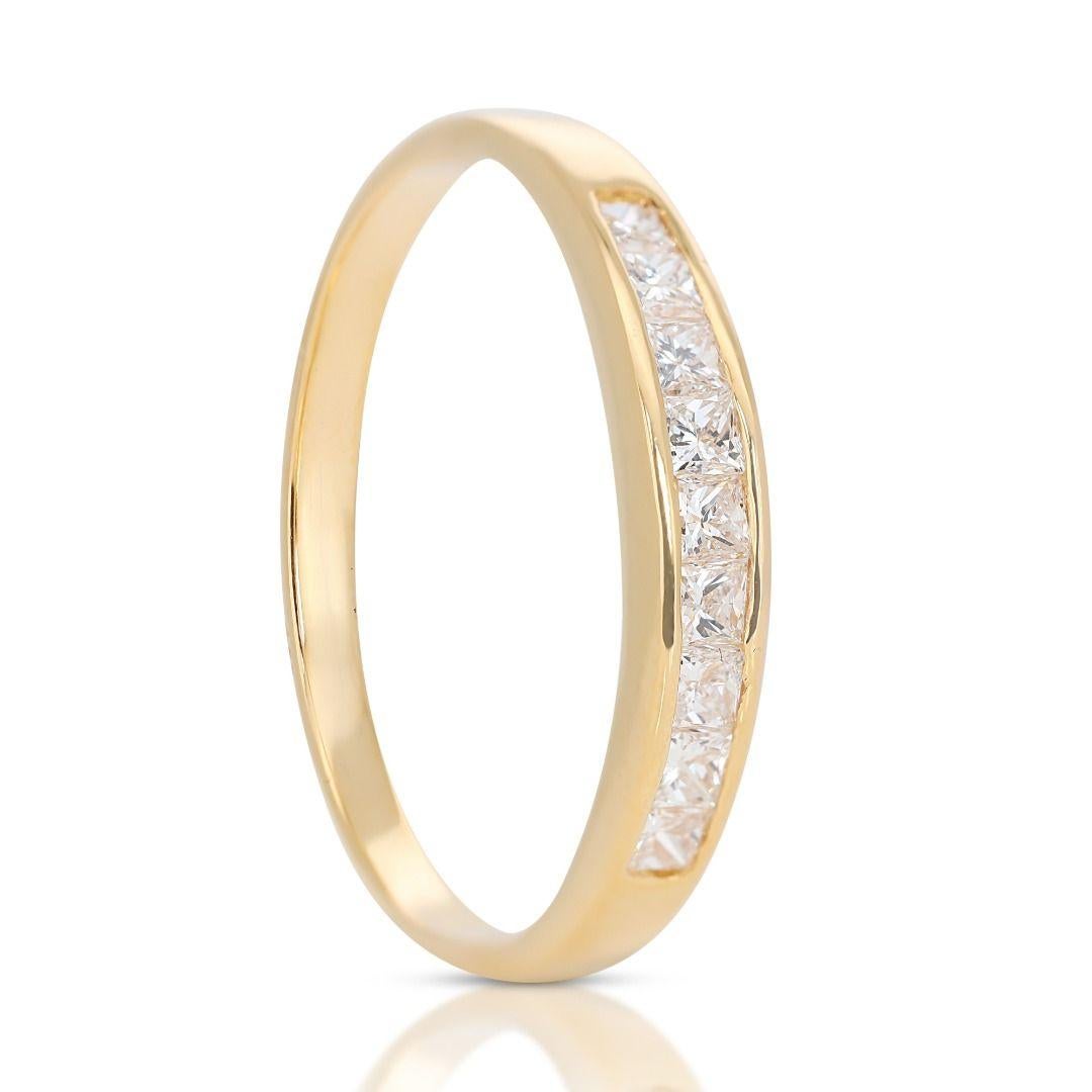 Enchanting 0.54ct Half Eternity Ring set in Gleaming 20K Yellow Gold For Sale 1