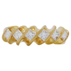 Enchanting 0.60ct Diamonds Ring in 18K Yellow Gold