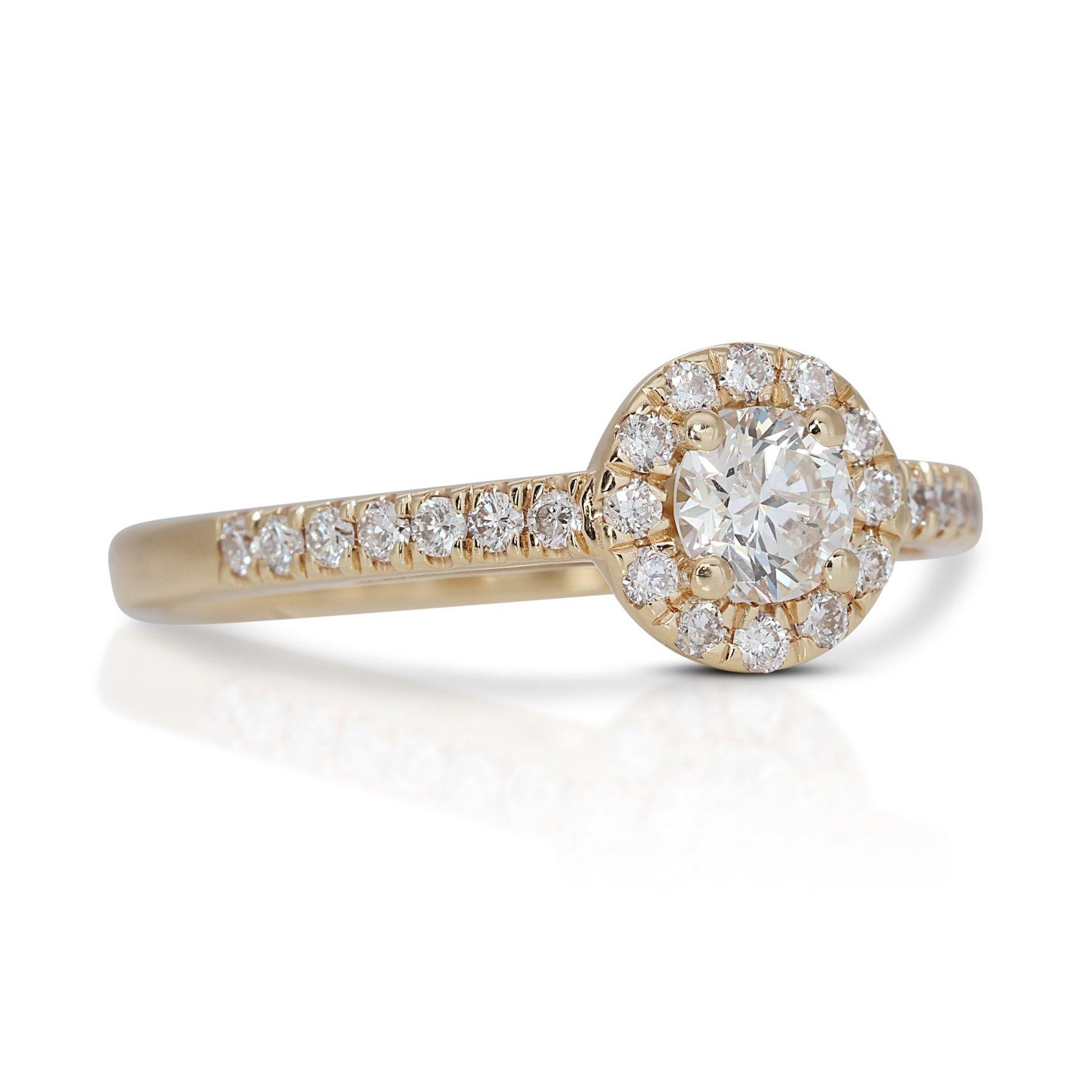 Taille ronde Enchanteresse bague halo de diamants 0,98 carat en or jaune 18 carats, certifiée GIA
