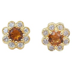 Enchanting 1.14 Carat Round Stud Earrings in 14K Yellow Gold