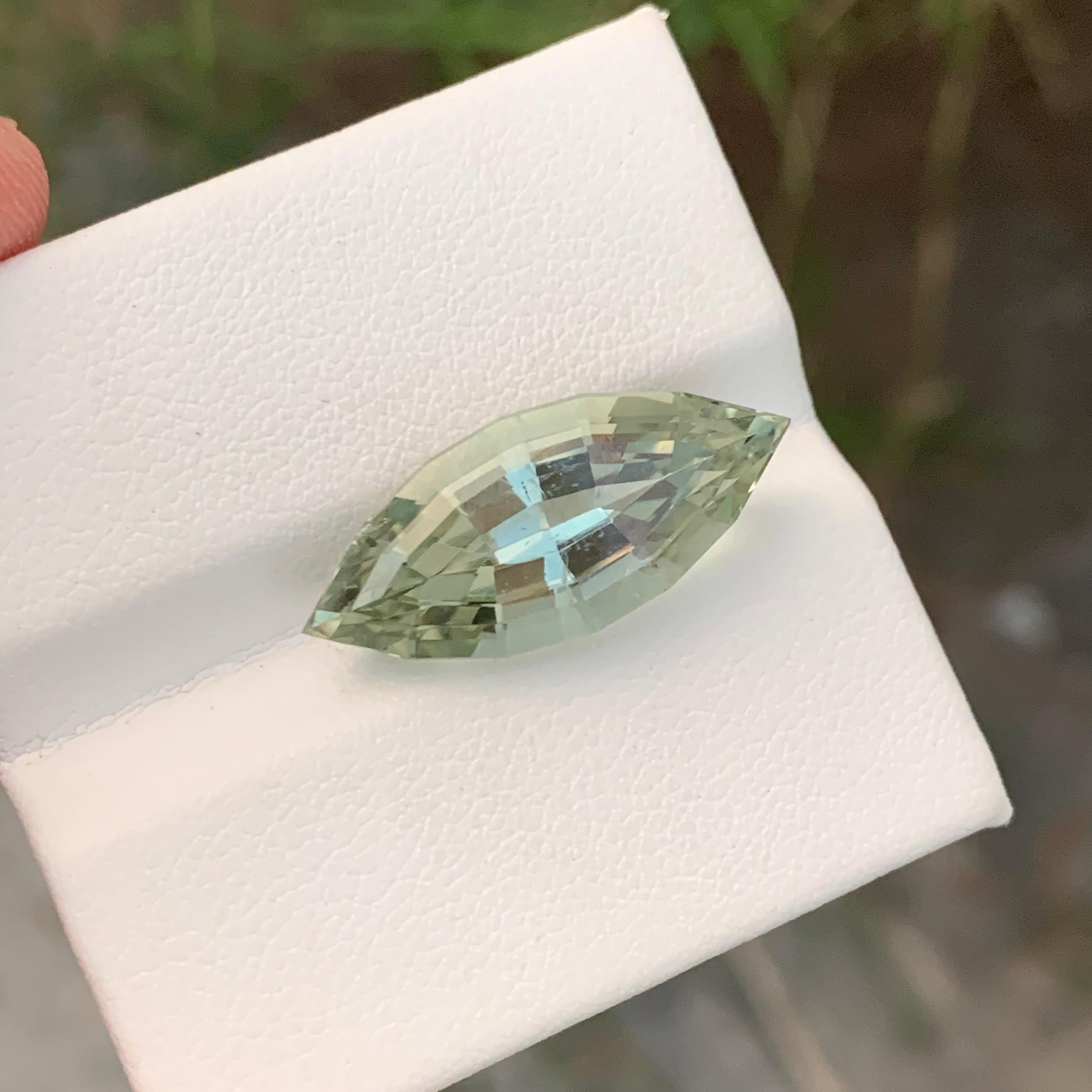 Enchanting 11.40 Carat Marquise Shape Loose Green Amethyst Necklace Gemstone In New Condition In Peshawar, PK