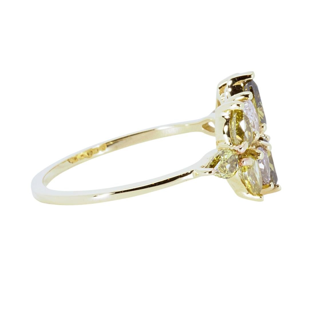 Enchanteresse bague en or jaune 18 carats avec diamant de couleur fantaisie de 1,25 carat, certifié GIA en vente 2