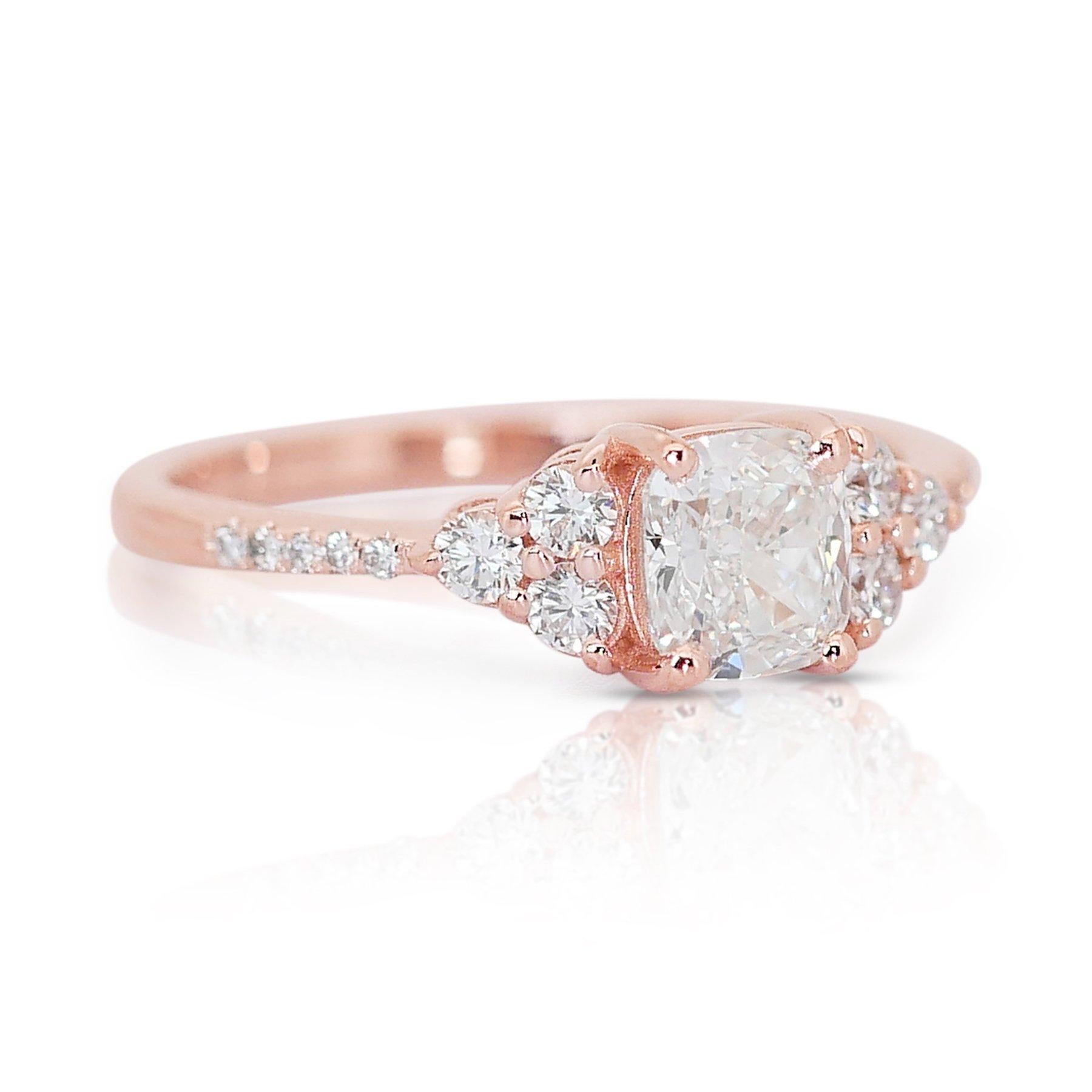 Enchanting 1.29ct Diamond Pave Ring in 18k Rose Gold - GIA Certified

Embrace the epitome of elegance with our diamond pave ring, exquisitely crafted in luxurious 18k rose gold. The centerpiece of this mesmerizing ring is a dazzling cushion-cut