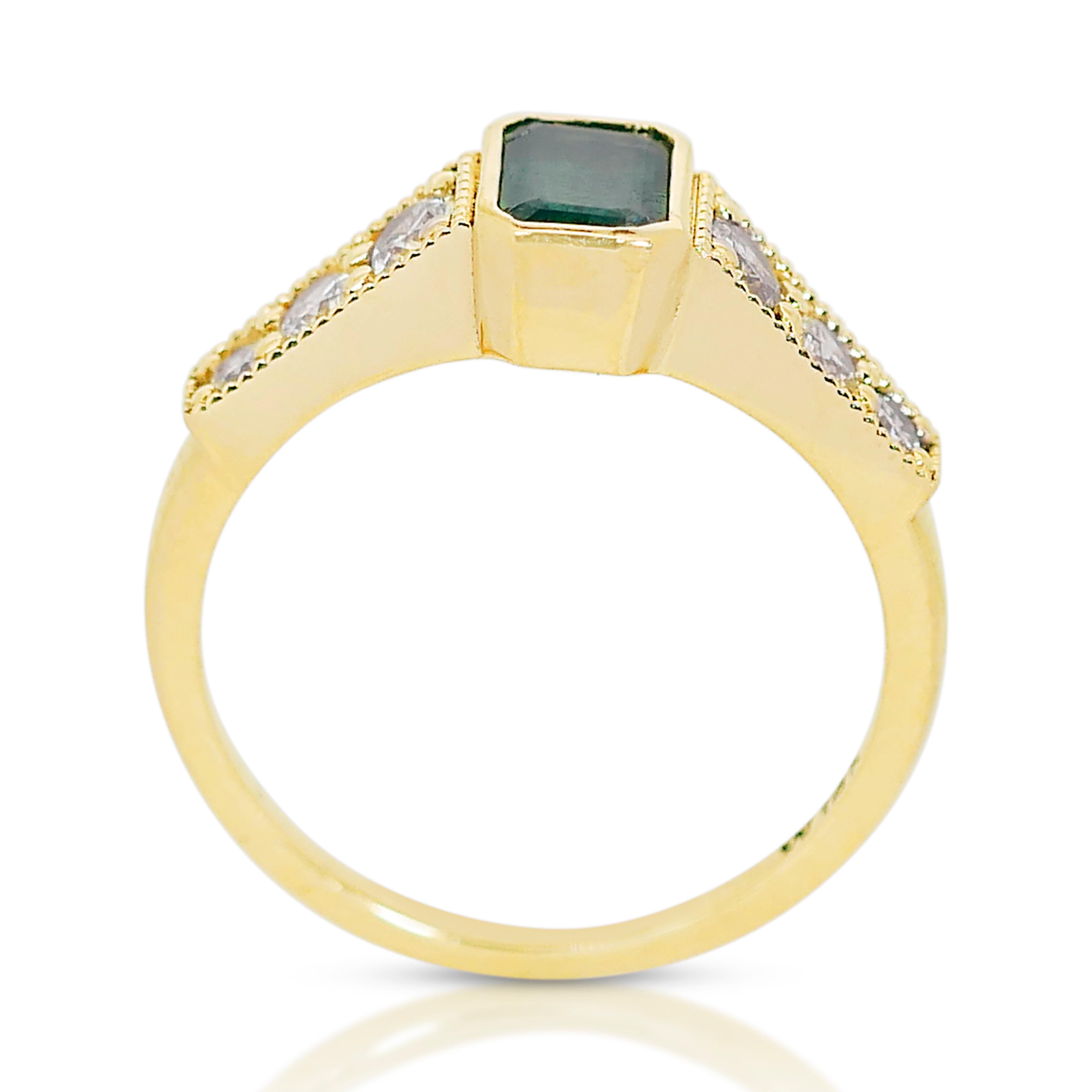 Enchanting 14k Yellow Gold Emerald & Diamond Pave Ring w/0.89 ct - IGI Certified 1