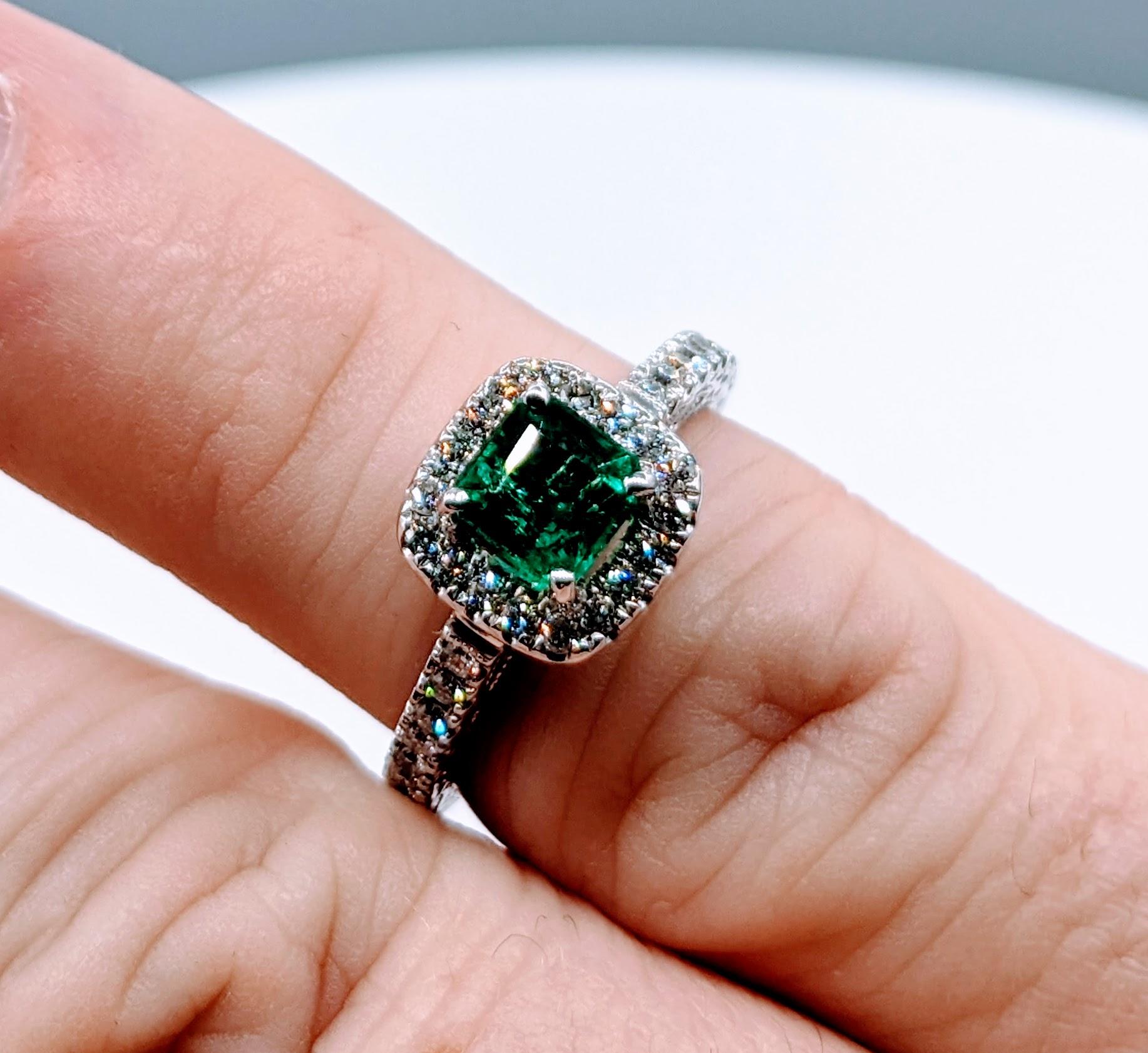 Contemporary Enchanting 1.74ct Emerald & Diamond Halo Ring For Sale