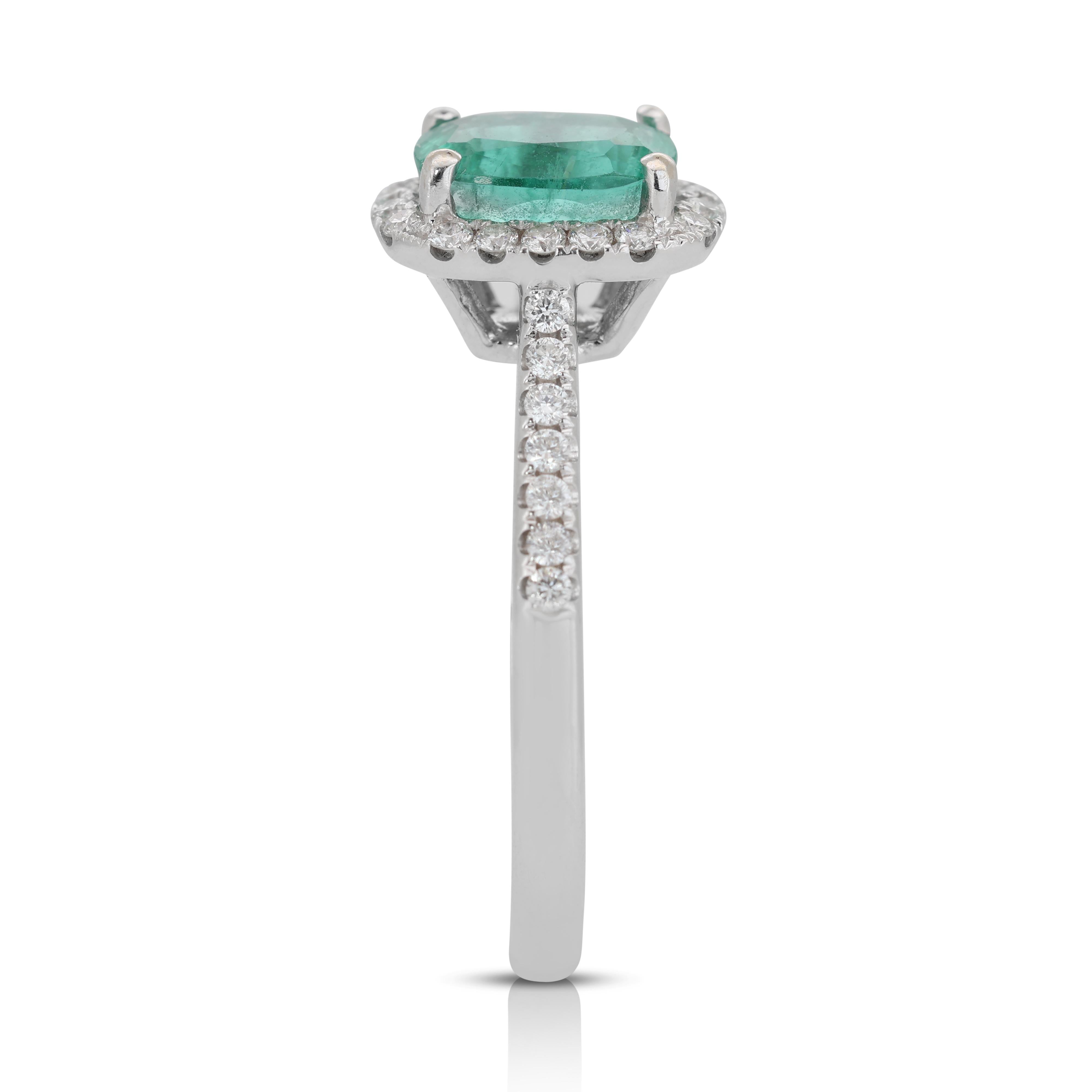 Enchanting 18k White Gold Cushion Emerald and Diamond Halo Ring w/2.10 ct - IGI  For Sale 2