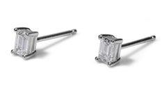 Enchanting 18K White Gold Natural Diamonds Stud Earrings w/1.41 Carat - GIA Cert