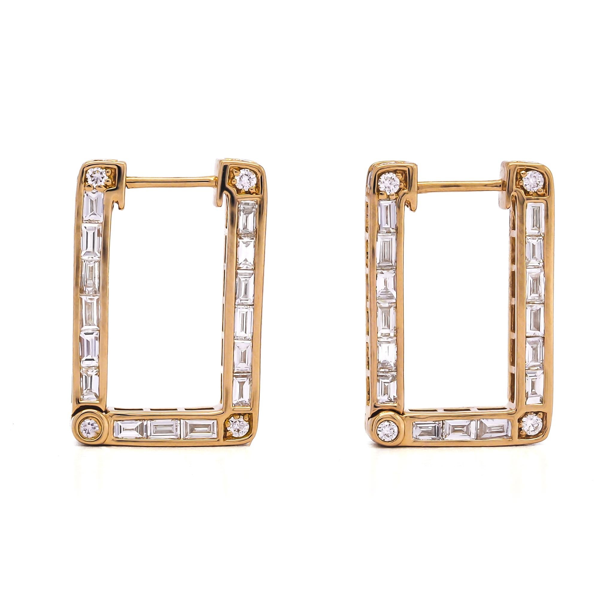 Modern Natural Diamonds 2.90 ct 18K Rose Gold Inside Out Baguette Quad Hoop Earrings  For Sale