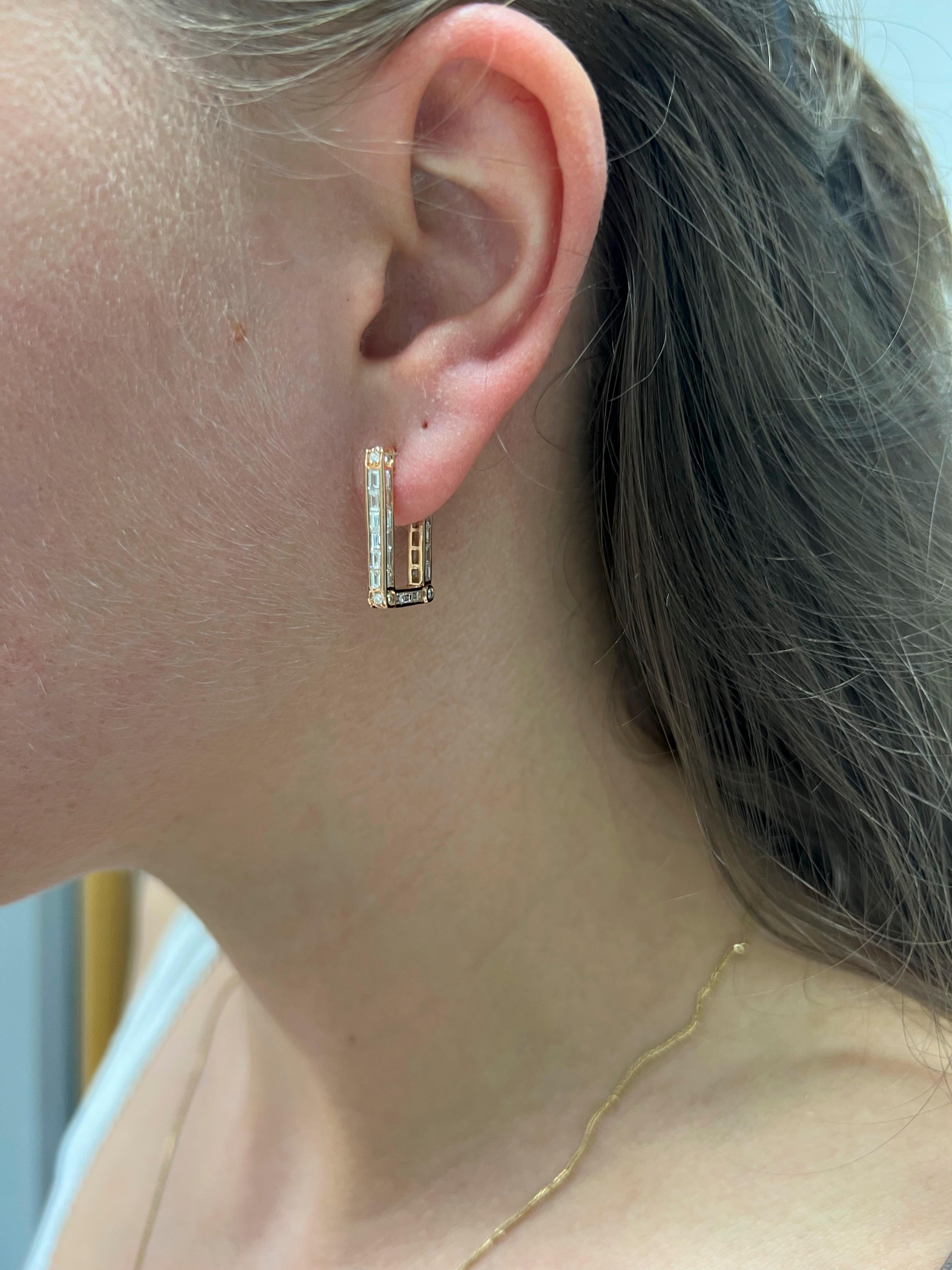 Women's Natural Diamonds 2.68ct 18K Rose Gold Inside Out Baguette Quad Hoop Earrings  For Sale