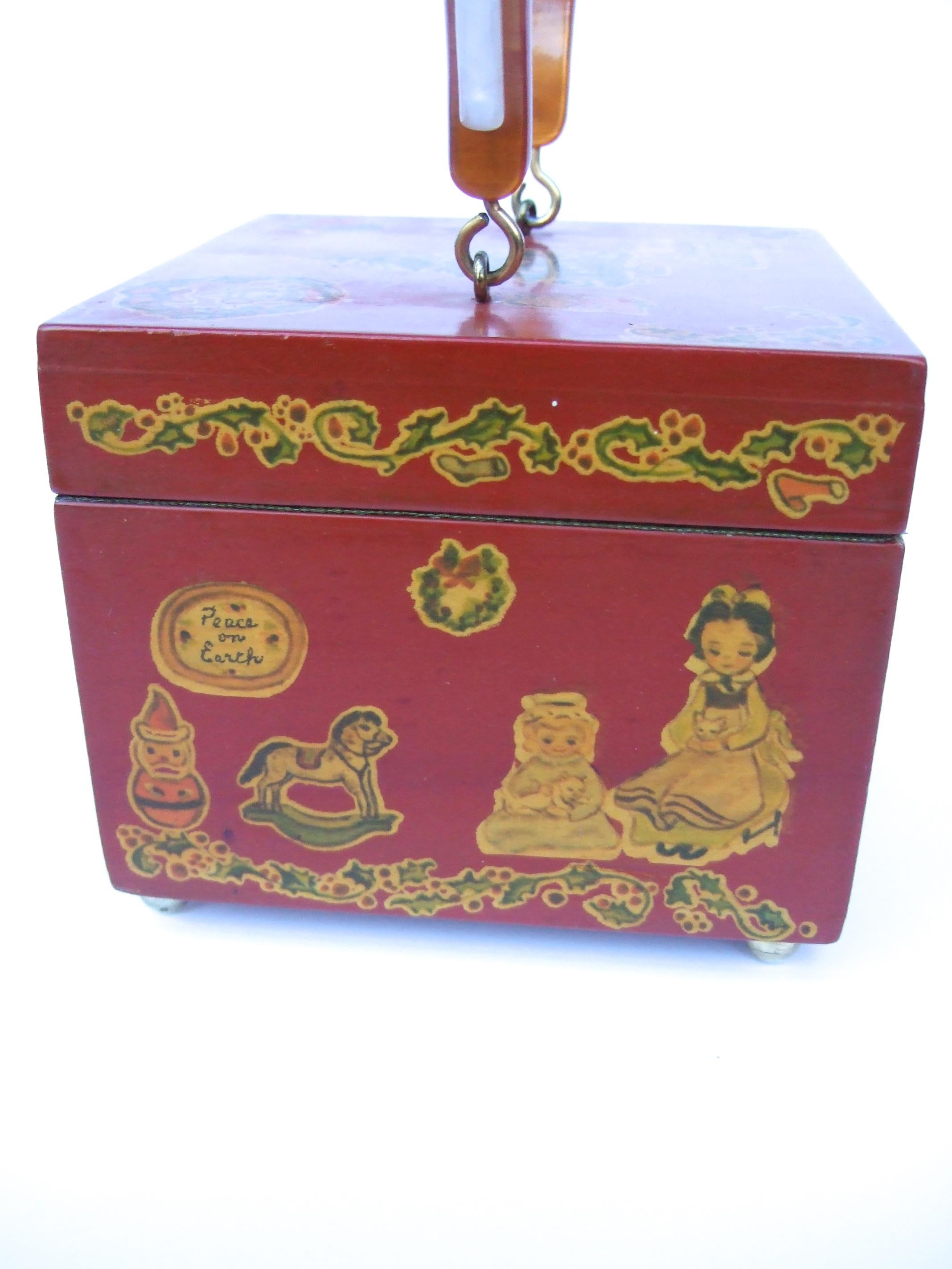 Enchanting Christmas Themed Handmade Wood Artisan Decoupage Box Purse c 1960s 5