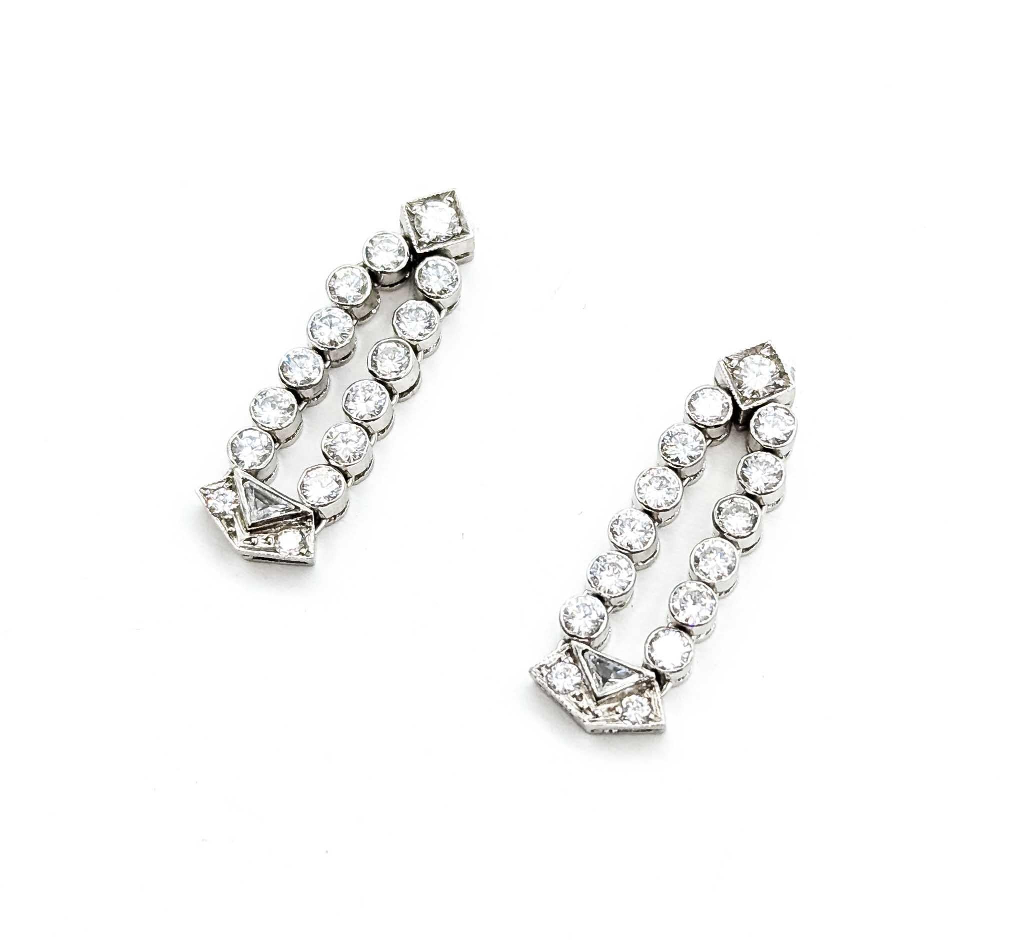 Pendientes de Platino con Diamantes Encantadores Art Decó en venta