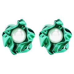Enchanting Dimensional Emerald Green Stud Earrings Featuring Oversized Pearls