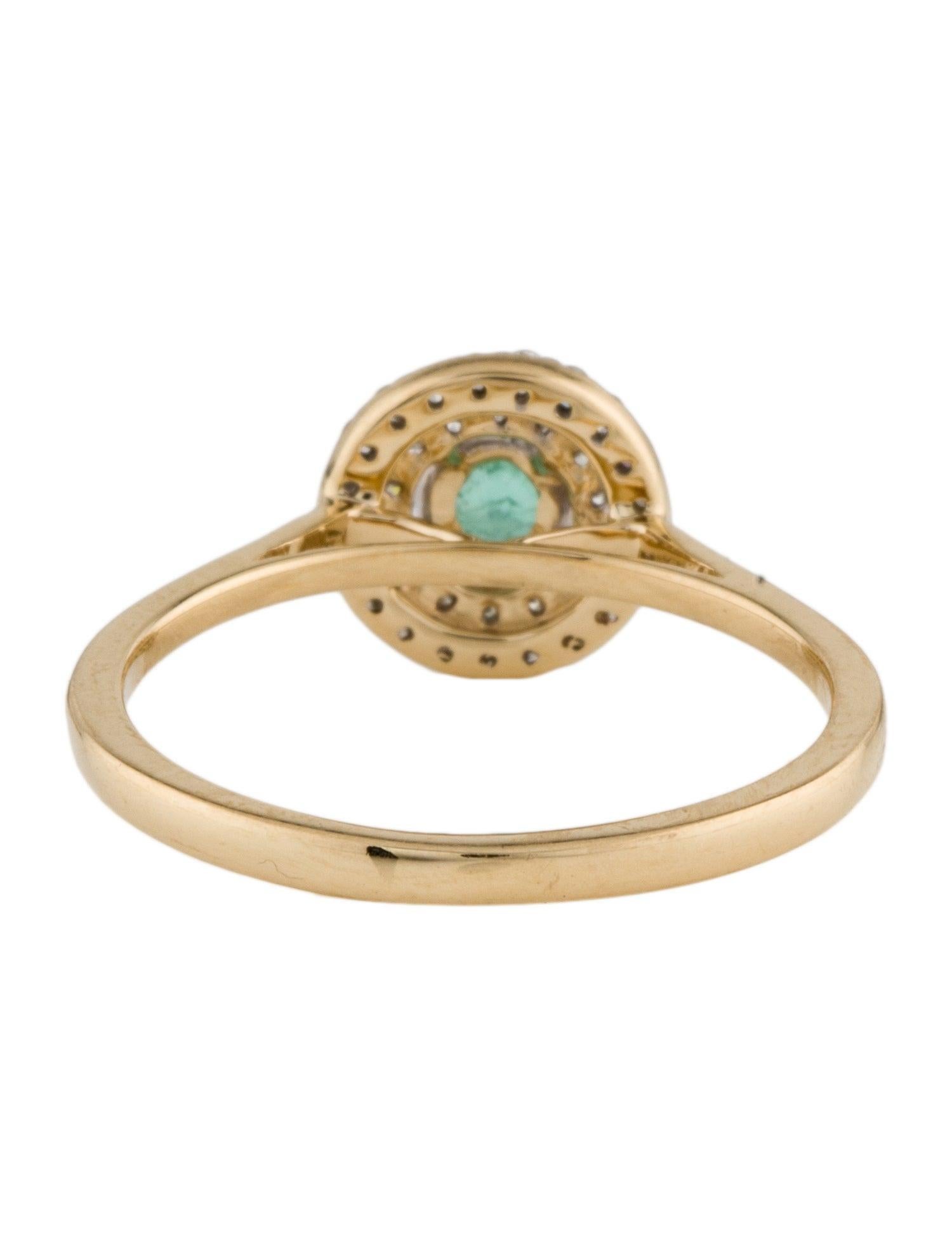Brilliant Cut Elegant 14K Emerald & Diamond Cocktail Ring - Size 6.5  Vintage Gemstone Ring For Sale
