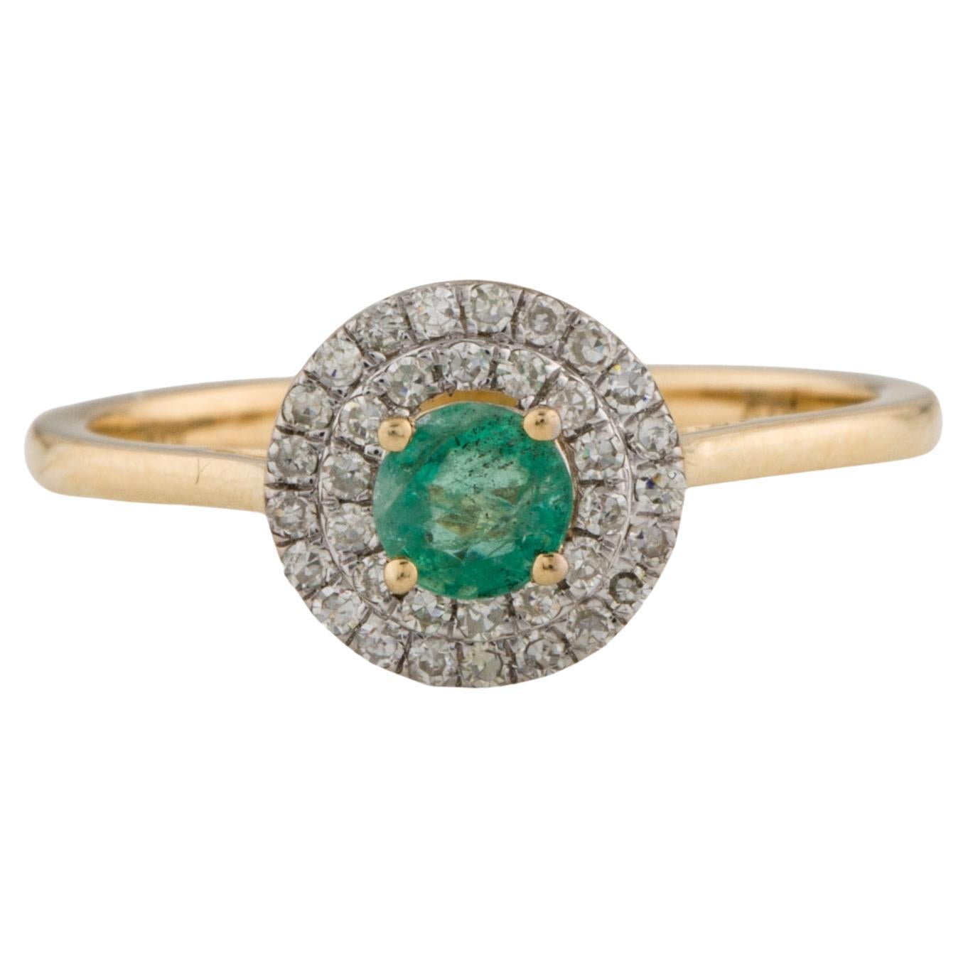 Elegant 14K Emerald & Diamond Cocktail Ring - Size 6.5  Vintage Gemstone Ring For Sale