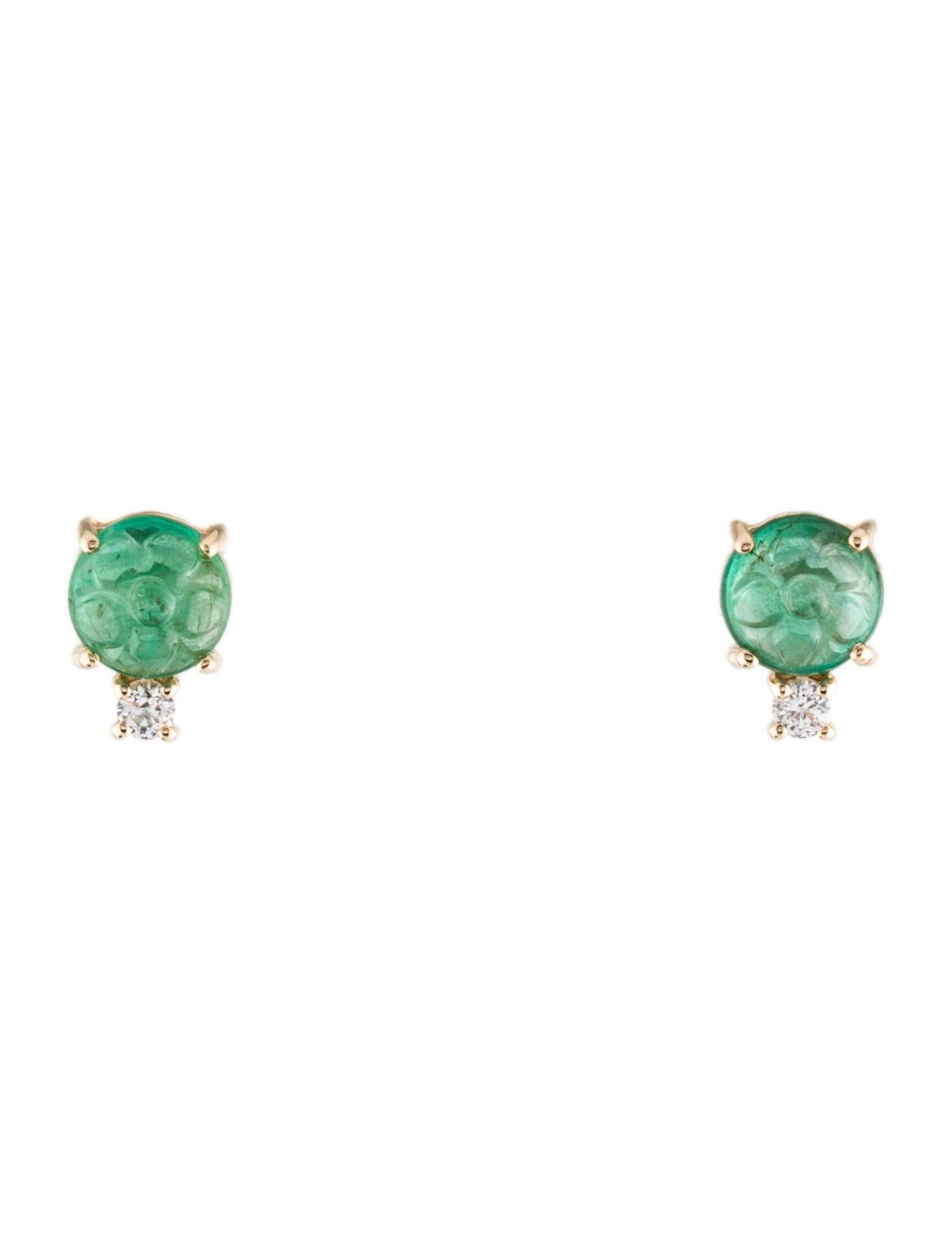 Stunning 14K Emerald & Diamond Stud Earrings - Classic Elegance Jewelry In New Condition For Sale In Holtsville, NY