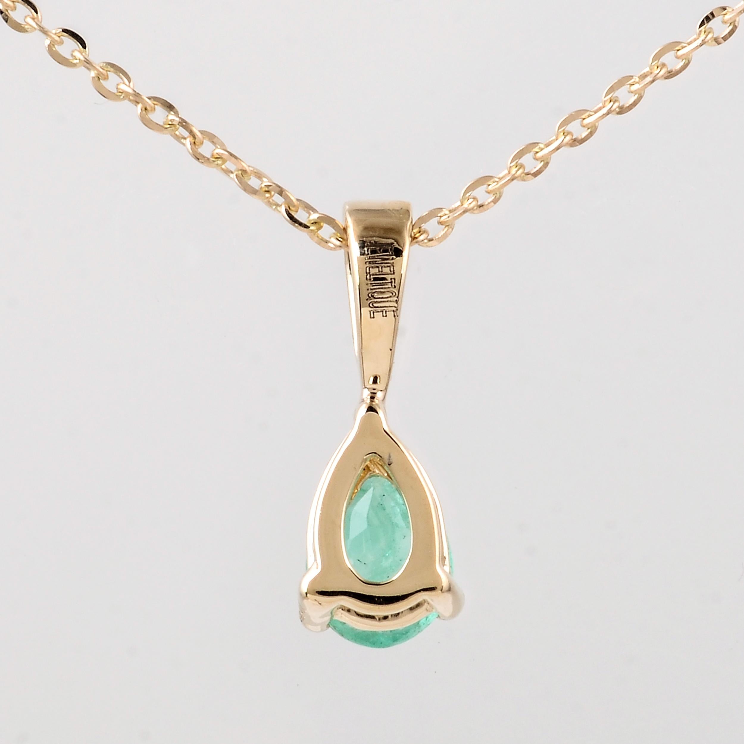 Brilliant Cut Luxury 14K Emerald Pendant Necklace  Exquisite Jewelry for Timeless Elegance