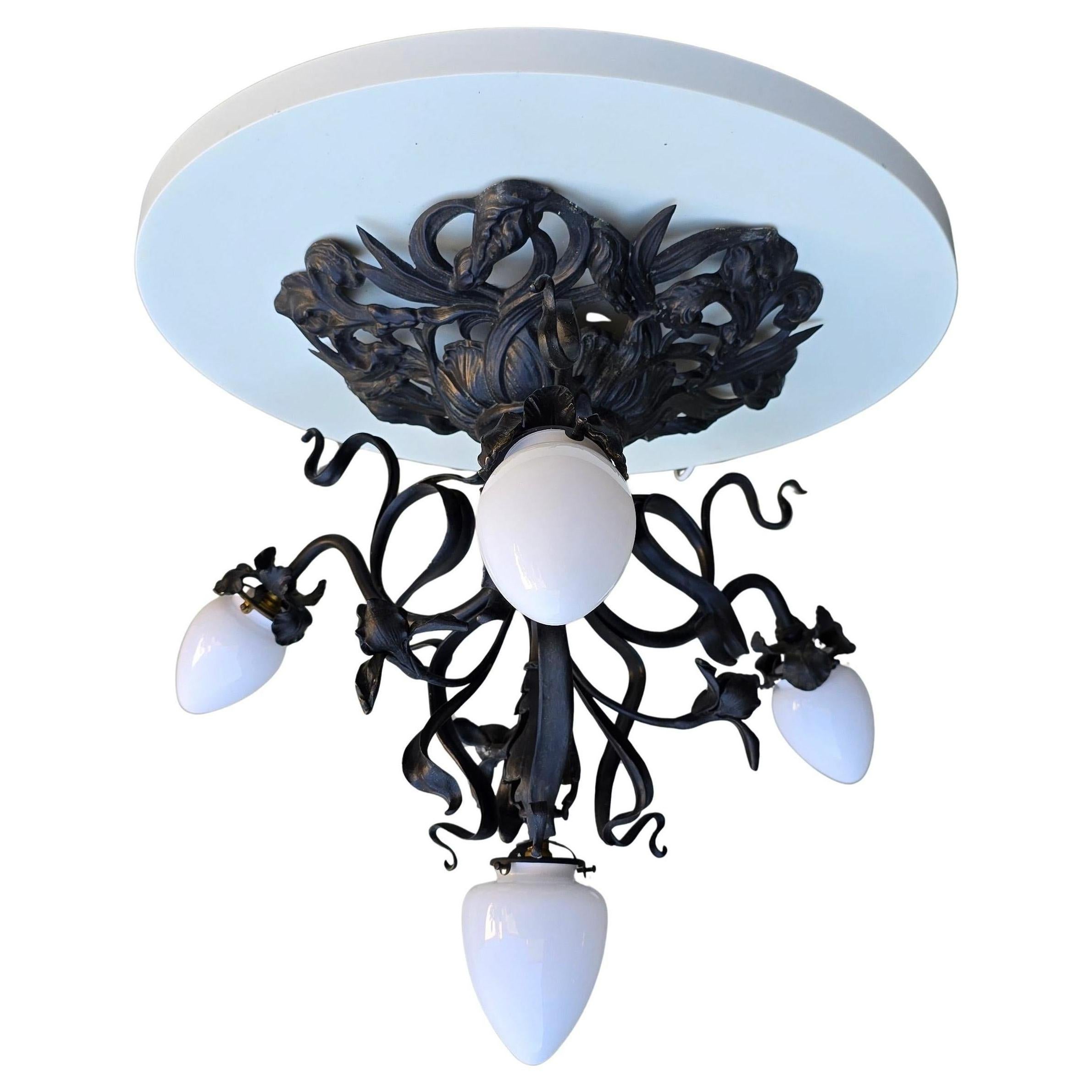 Art nouveau Lustre encastré de style Art Nouveau français en vente