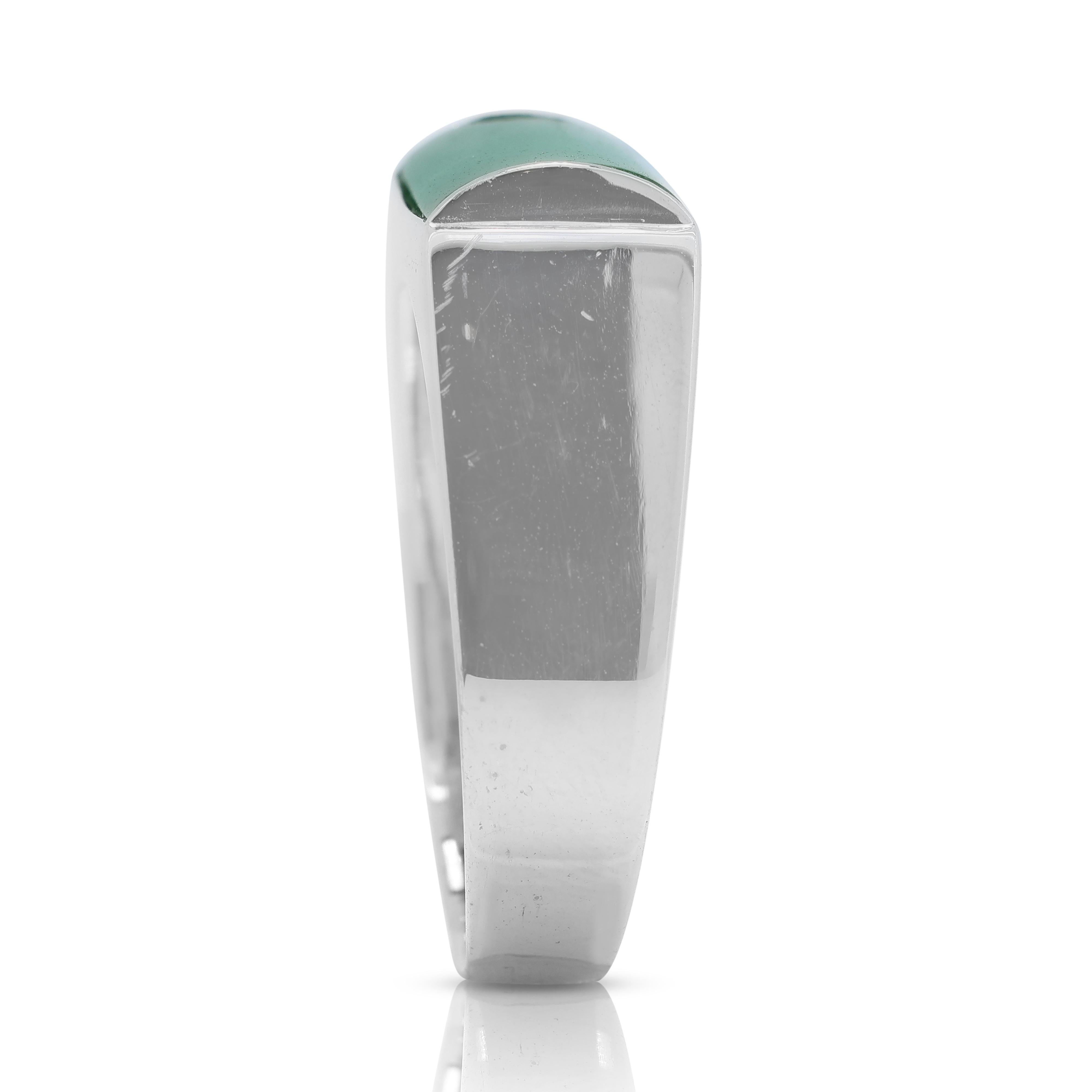 Women's Enchanting Green Jade Ring in 18K White Gold
