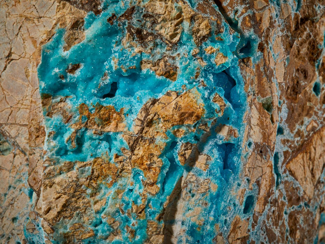 Cristal Hémimorphite enchanteresse : Merveille de pierre bleue de Chine en vente