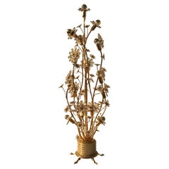 Lampadaire en laiton et fleur en cristal illuminé par Palwa
