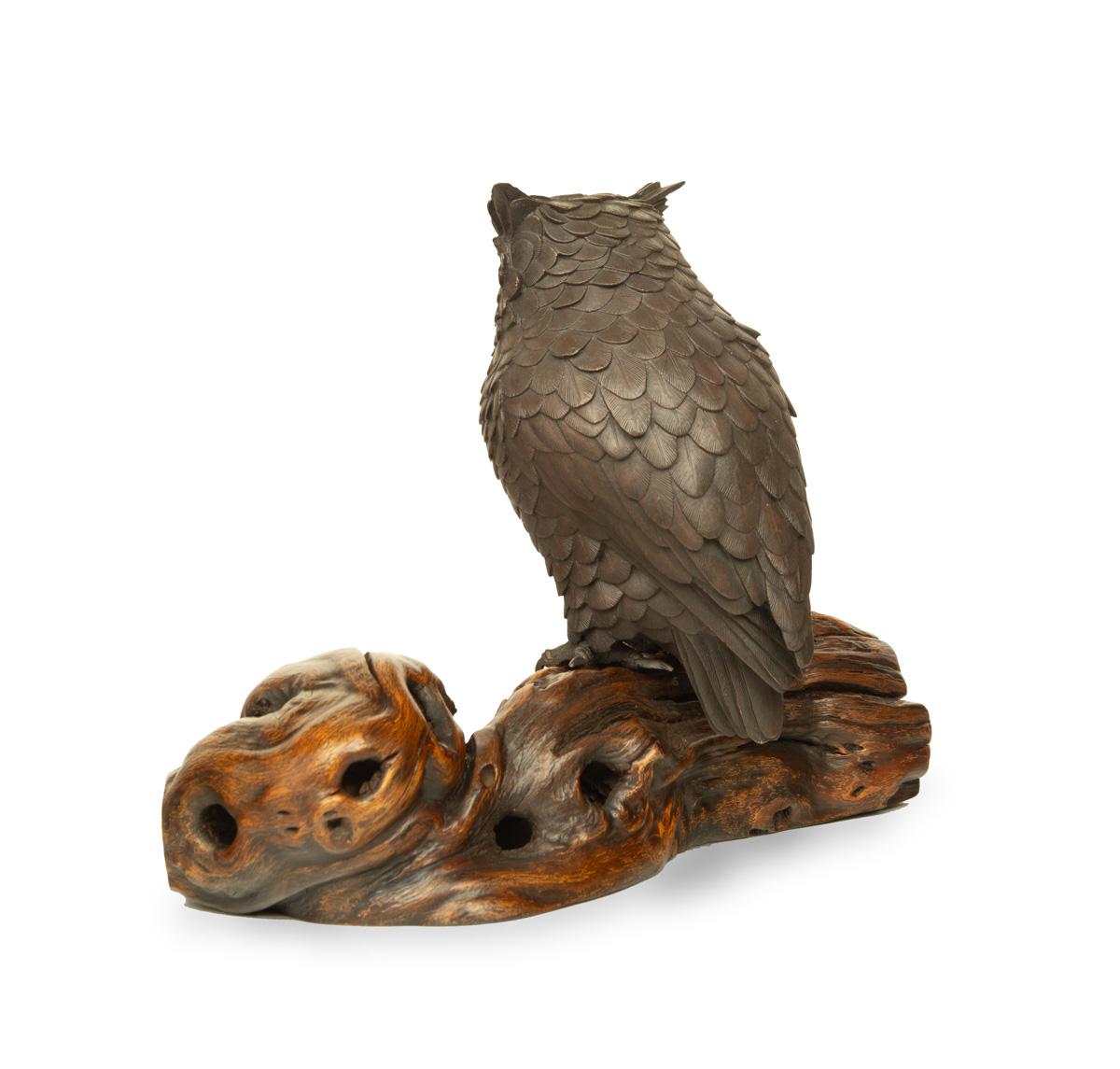 Enchanting Japanese Bronze Owl Okimono In Good Condition For Sale In Christchurch, GB
