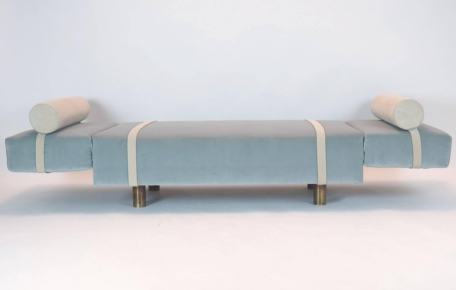 Italian Enchanting Velvet Daybed with Suede Cushions by Arch. Mario Loreti, Italy, 1940s