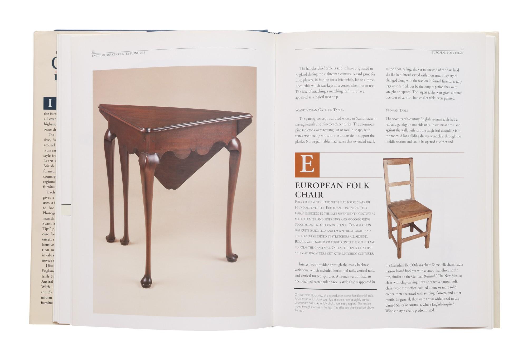 Fin du 20e siècle Encyclopédie du mobilier de campagne en vente