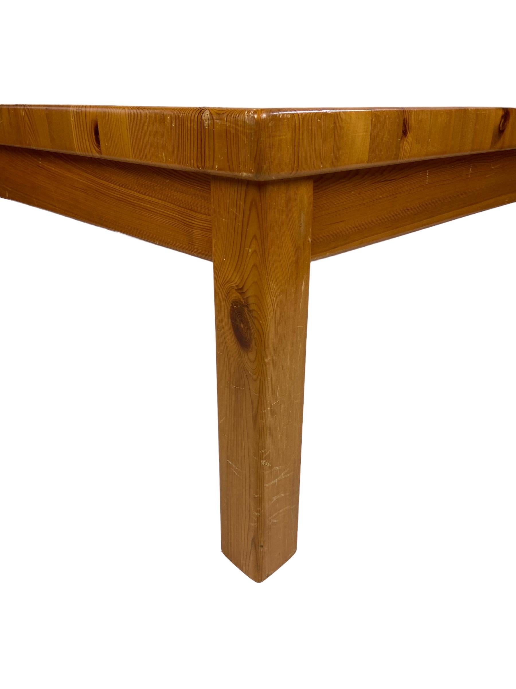 End Grain Pinewood Side Table For Sale 3