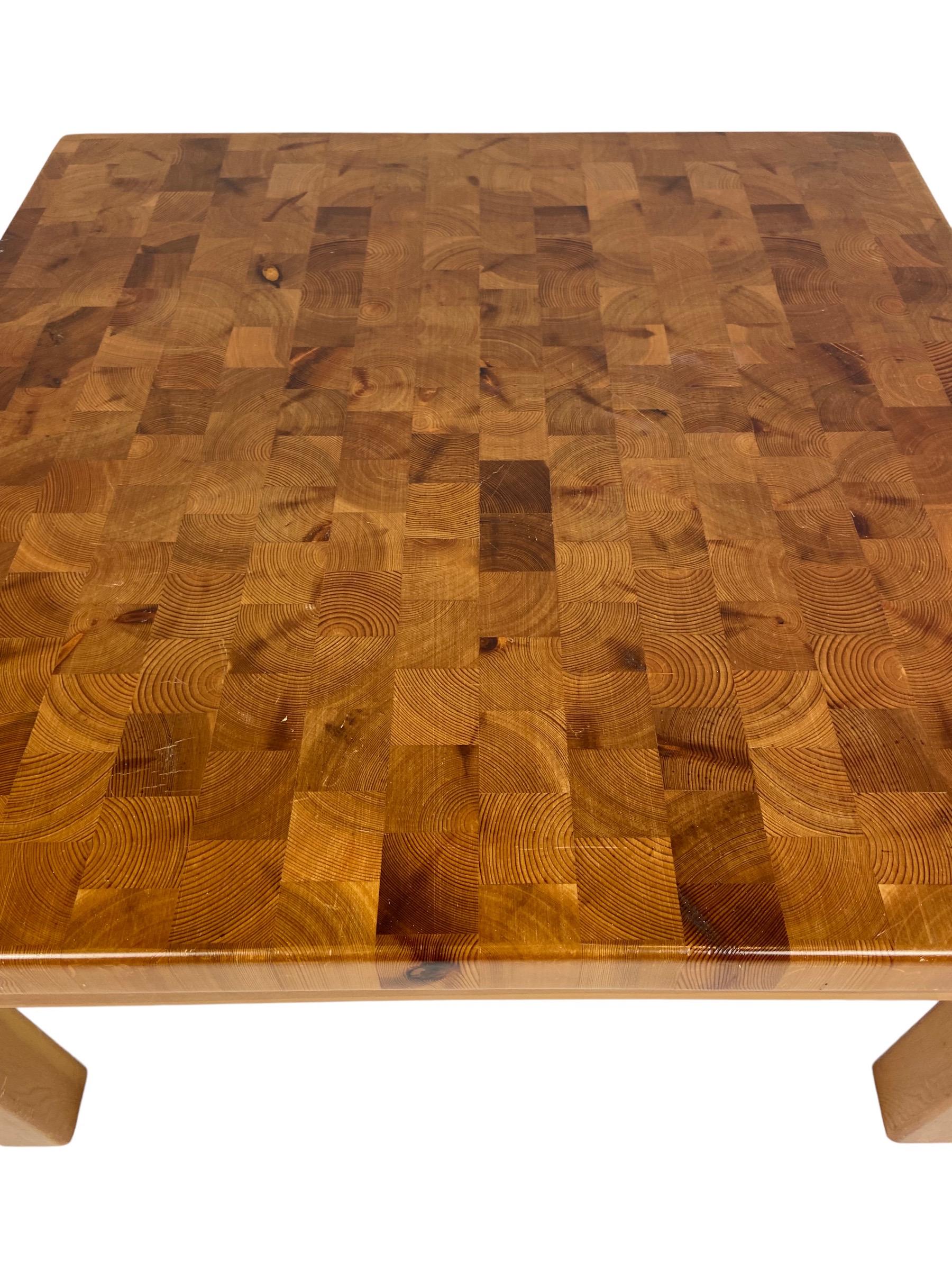 End Grain Pinewood Side Table For Sale 1