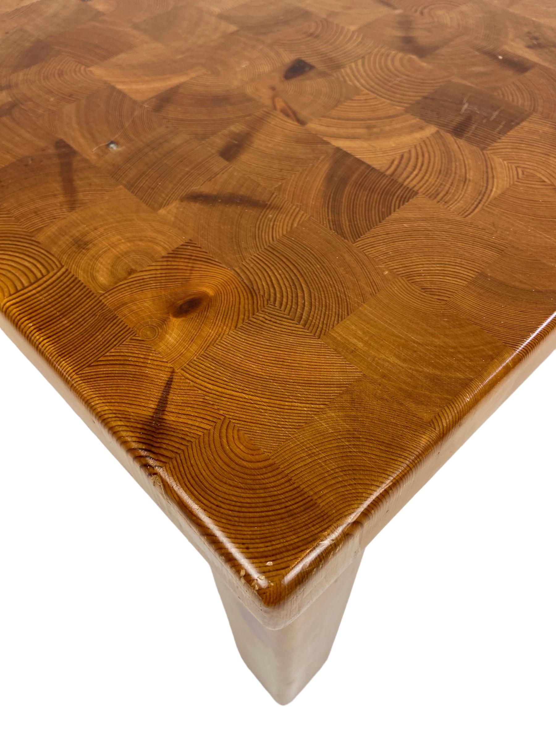 End Grain Pinewood Side Table For Sale 2