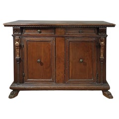 Antique END OF 16th-EARLY 17th CENTURY SIDEBOARD WITH CARYATIDS 