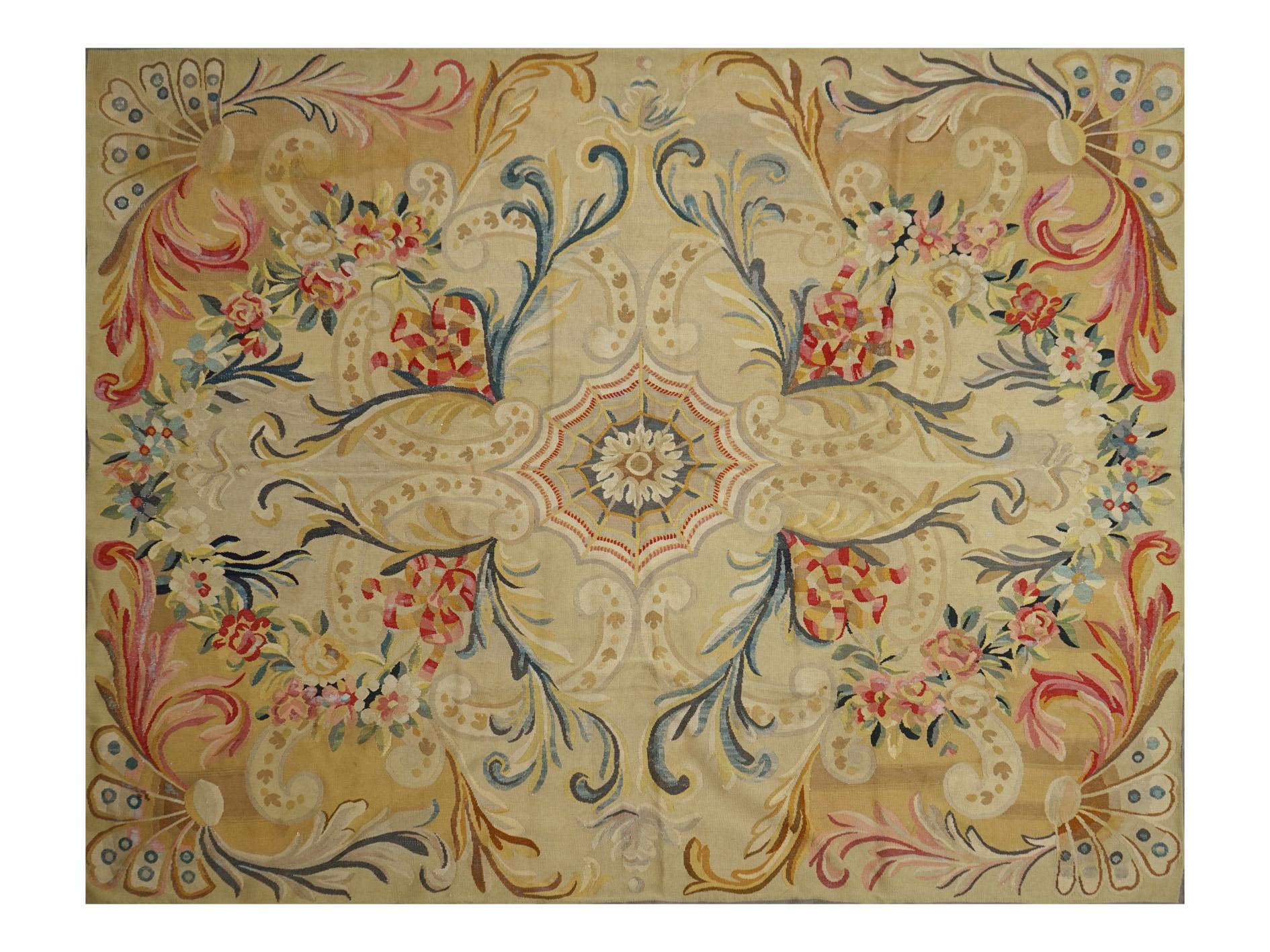 End of 19th century handwoven antique Aubusson rug
Material: wool
Dimensions: 310 x 350 cm; 10.2 x 11.5 ft

We have an important collection of Aubusson rugs from the 18th to the 20th centuries. The style developed in Aubusson is recognized today