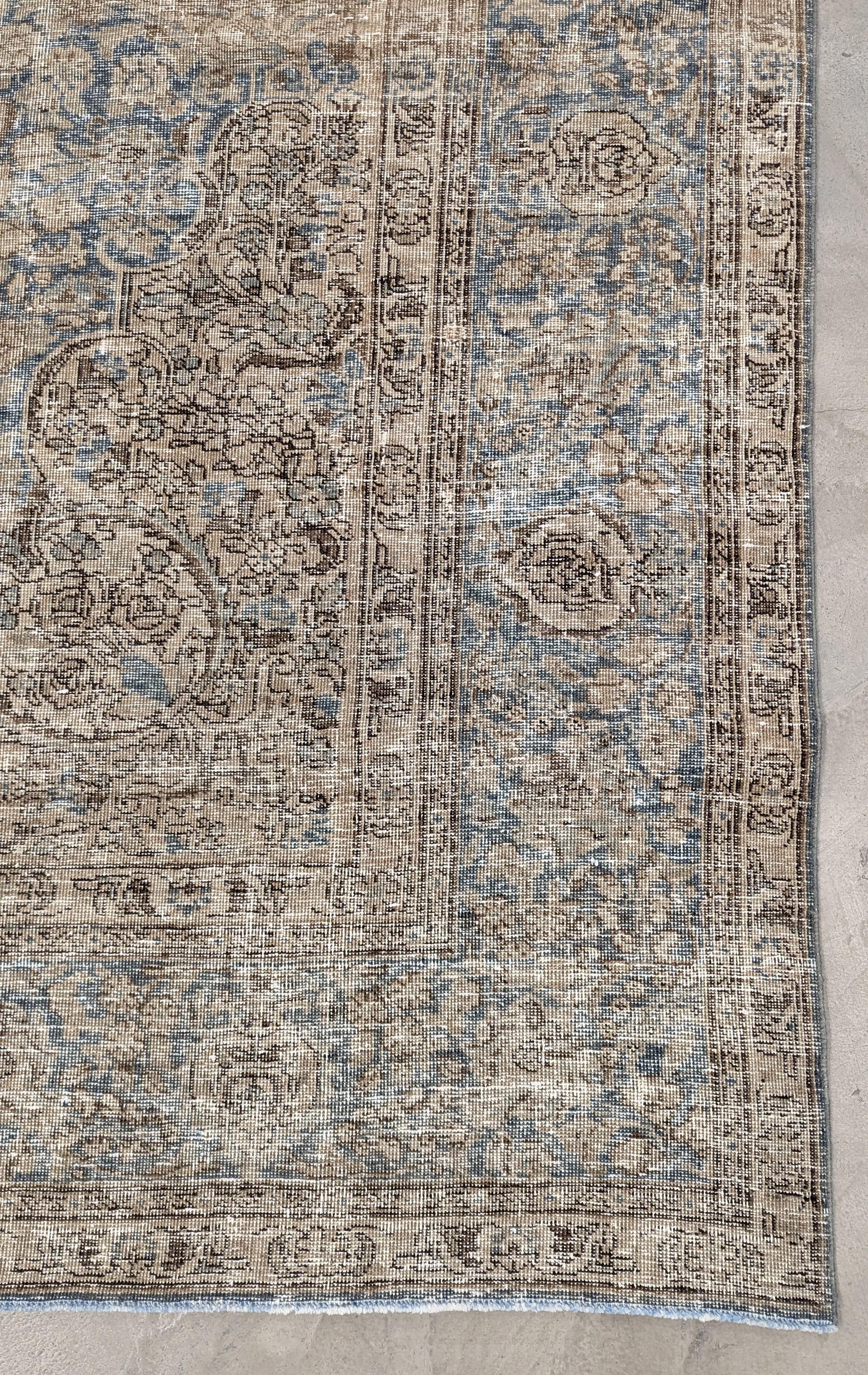 End des 2. Viertels des 20. Jahrhunderts (Tabriz) im Angebot