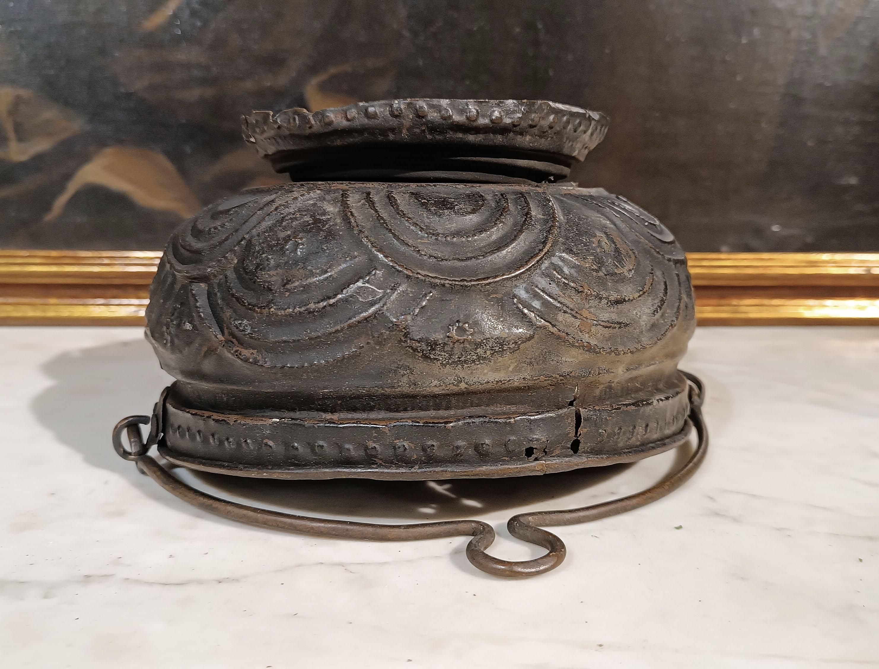 18th Century and Earlier END OF THE 15th CENTURY SMALL HAND WARM BRAZIER For Sale