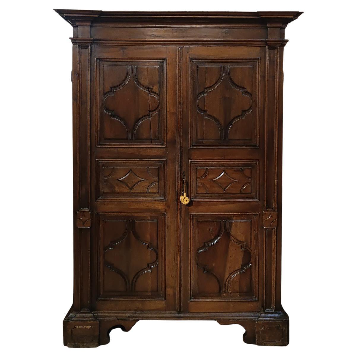 END OF THE 17th CENTURY LOUIS XIV WARDROBE IN SOLID WALNUT For Sale