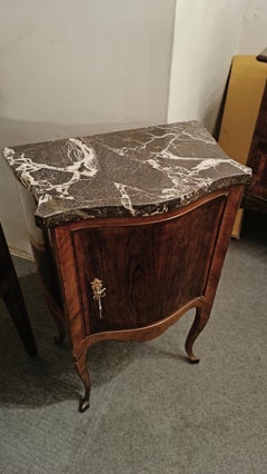 END OF THE 18th CENTURY CROSSBOW BEDSIDE TABLE WITH MARBLE TOP