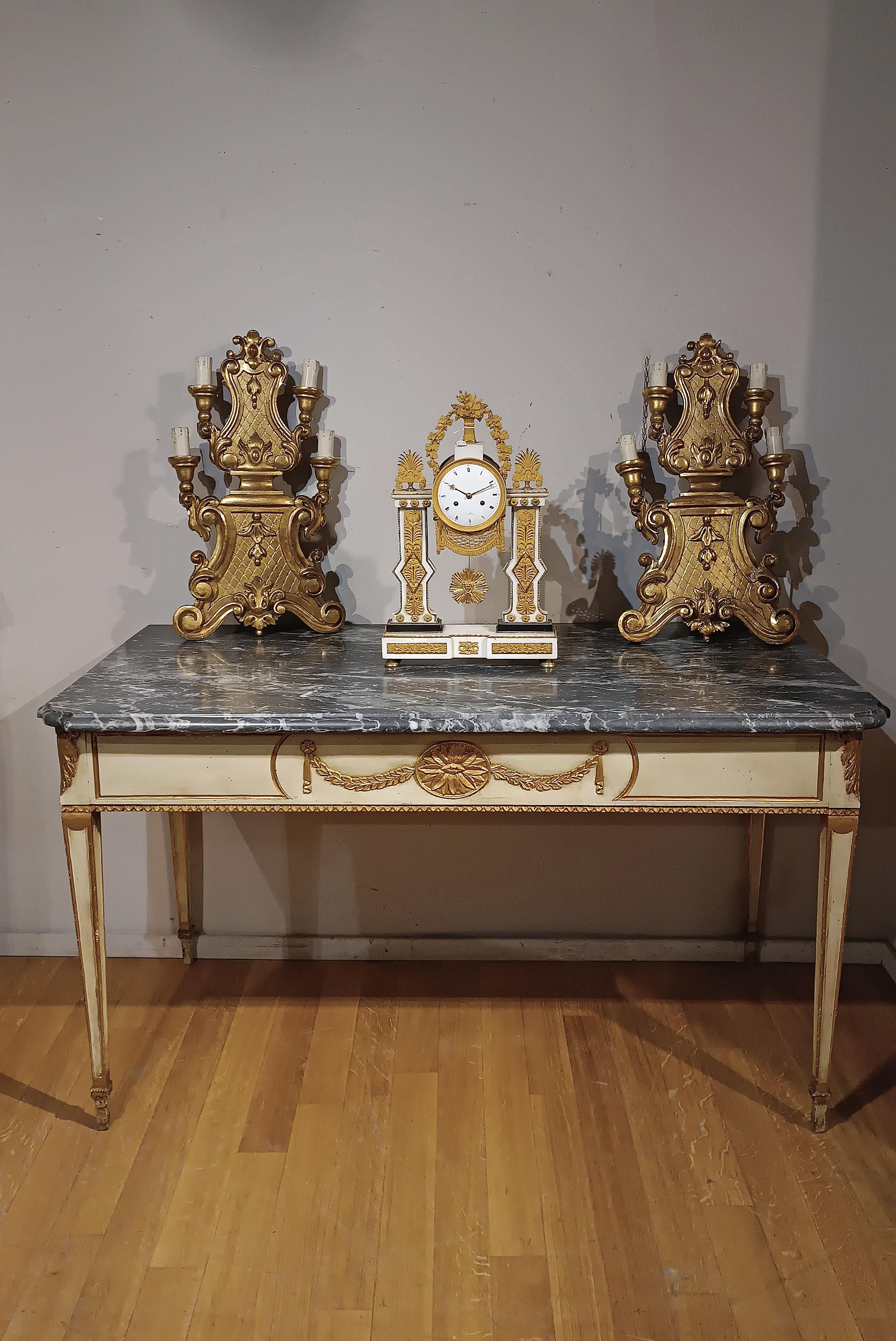 END OF THE 18th CENTURY NEOCLASSICAL CONSOLLE WITH GRAY BARDIGLIO MARBLE For Sale 2
