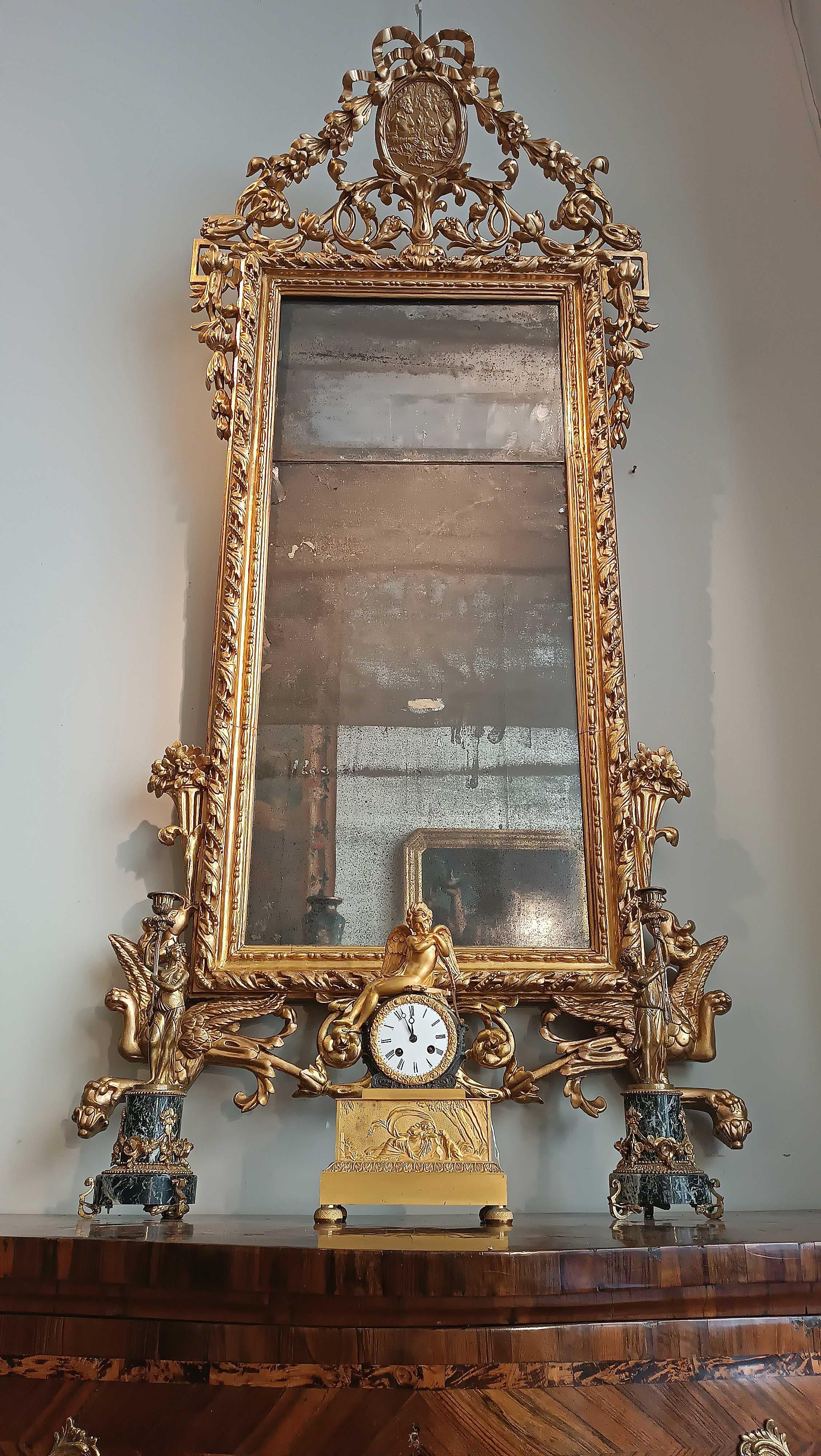 END OF THE 18th CENTURY NEOCLASSICAL GOLDEN MIRROR in vendita 2