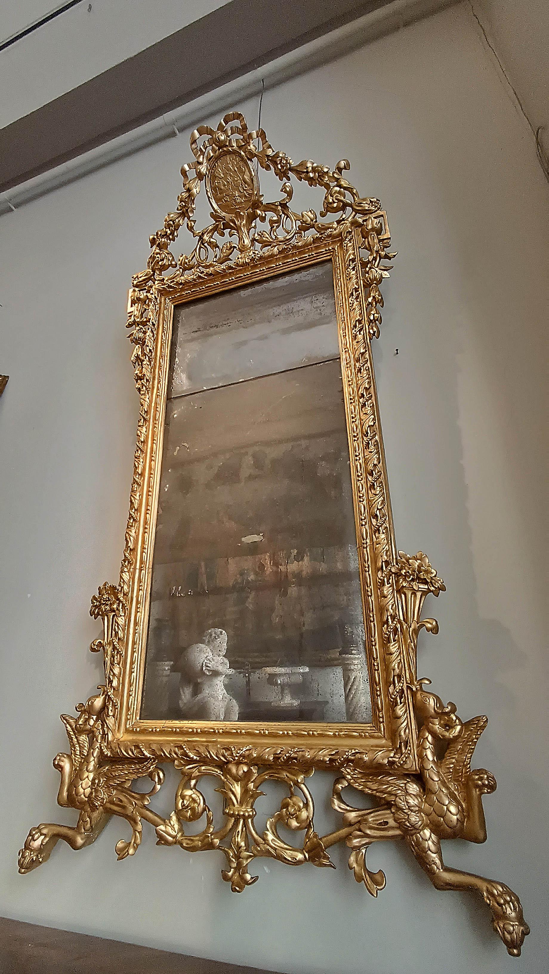 END OF THE 18th CENTURY NEOCLASSICAL GOLDEN MIRROR in vendita 4