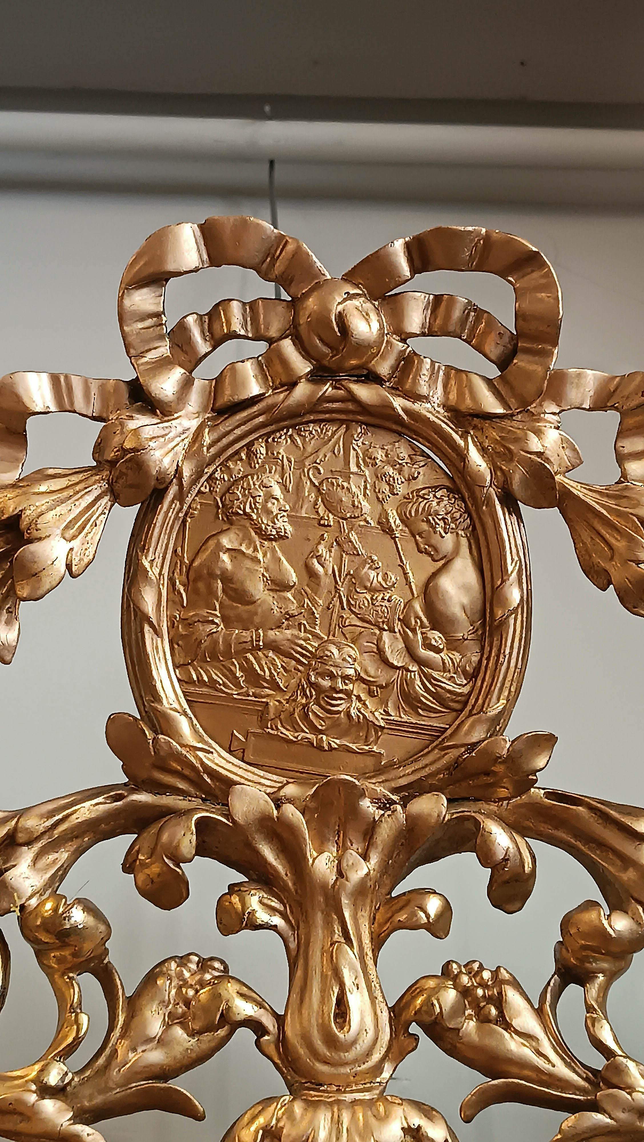 END OF THE 18th CENTURY NEOCLASSICAL GOLDEN MIRROR In condizioni buone in vendita a Firenze, FI