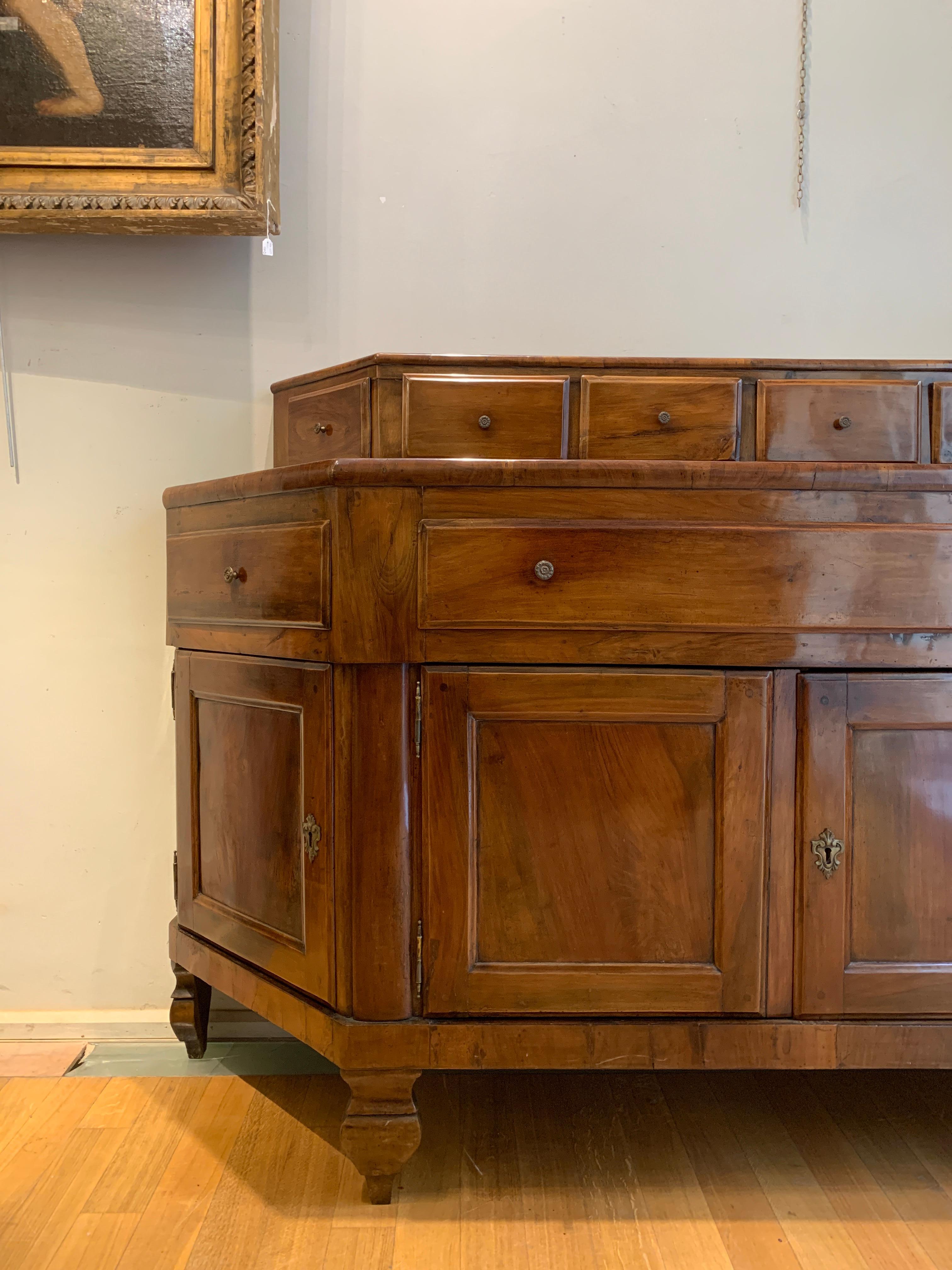 END OF THE 18th CENTURY NOTCHED SIDEBOARD For Sale 4