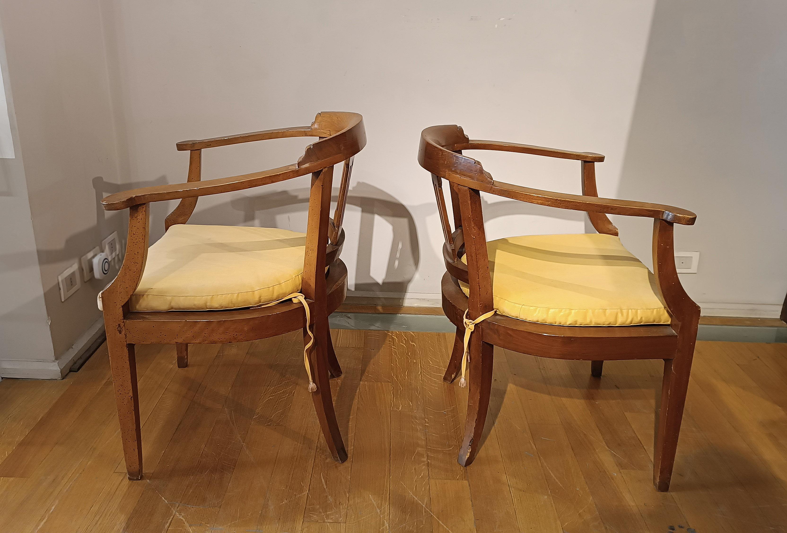 Sculpté à la main Fauteuils TUSCAN TUB de la fin du 18e siècle en vente