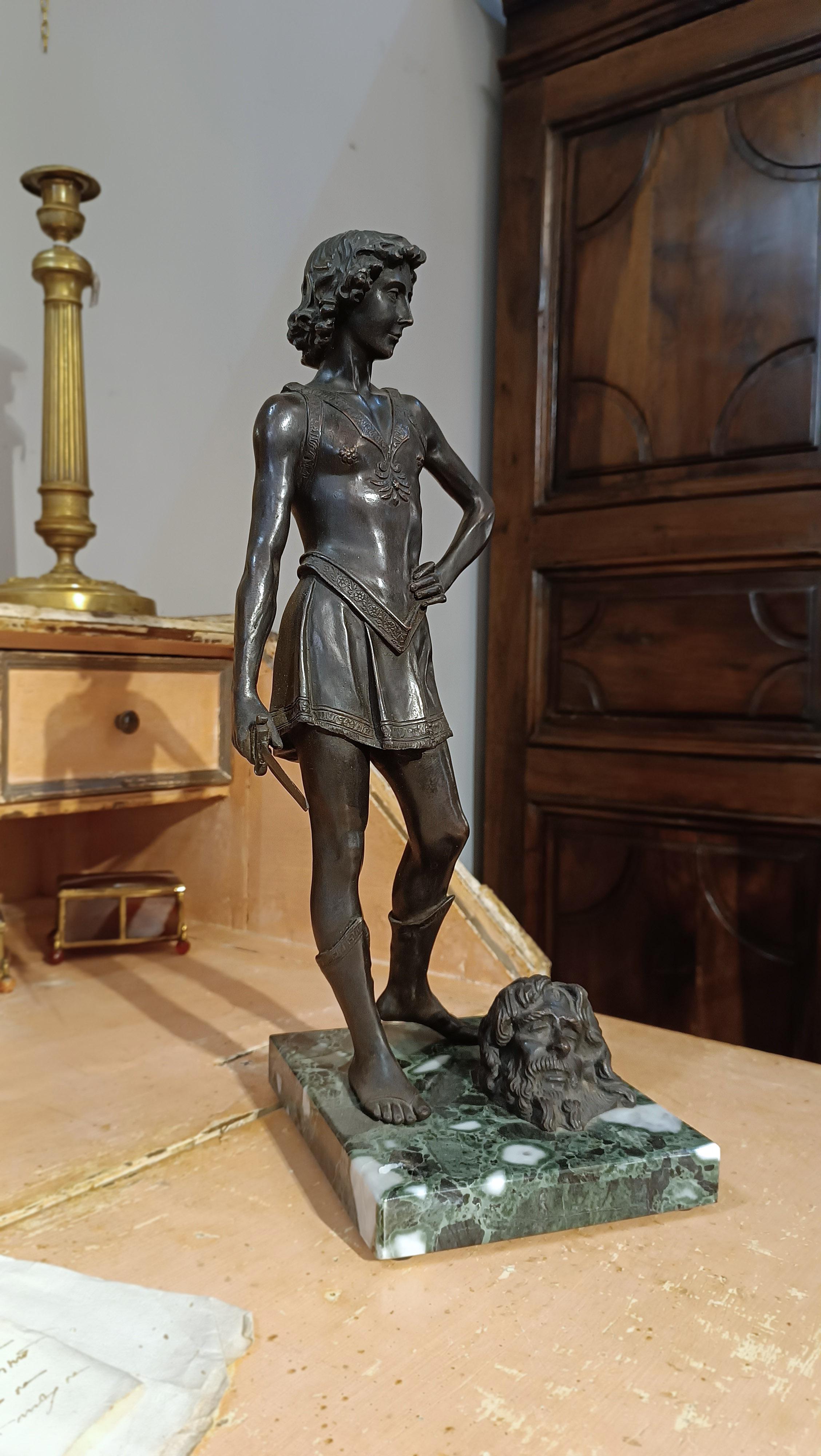 Italian END OF THE 19th CENTURY BRONZE SCULPTURE DAVID AND GOLIATH WITH MARBLE BASE  For Sale